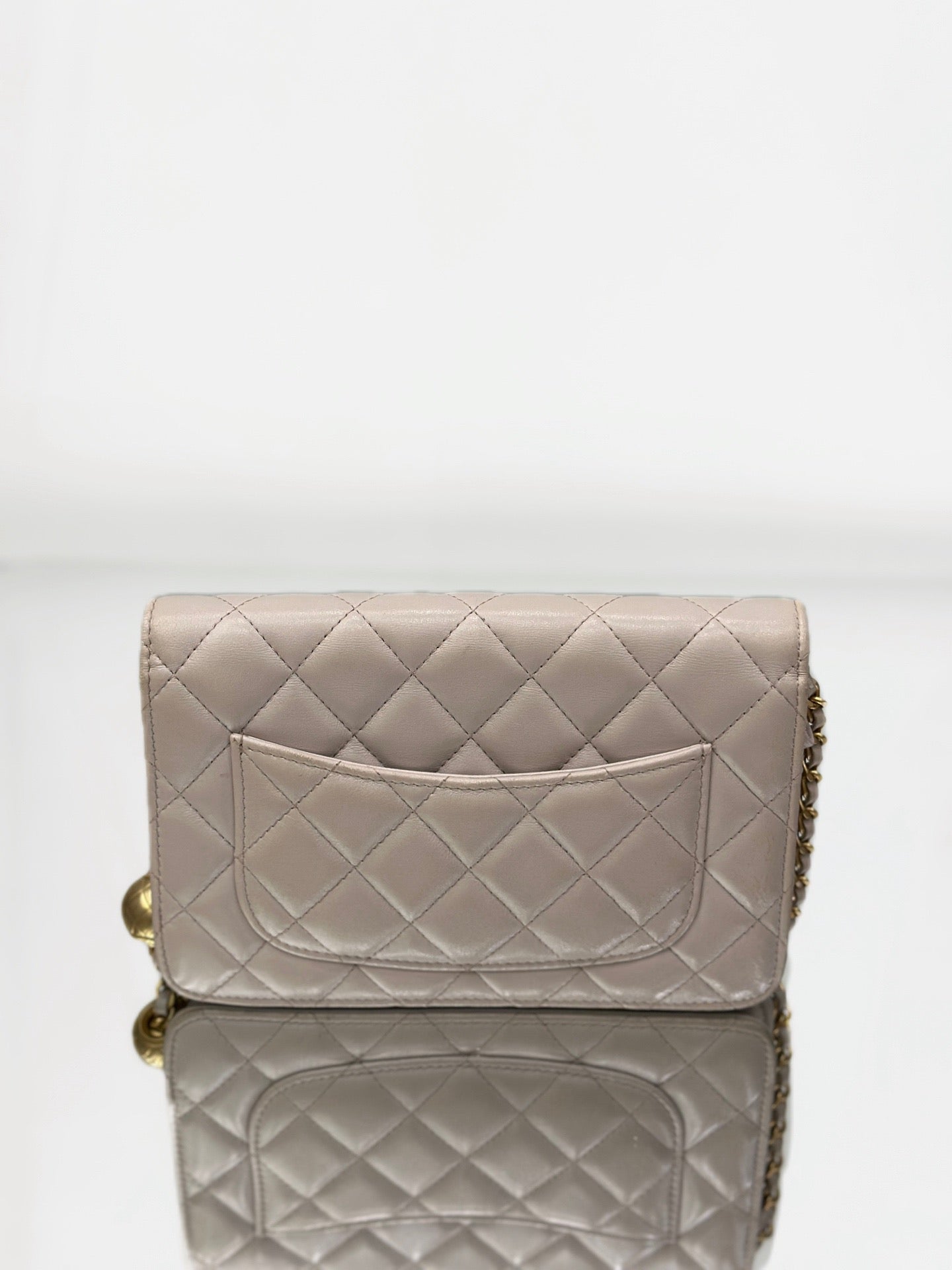 Chanel - Wallet on Chain (WOC) with Gold Ball Charm - Lambskin leather - Light Purple - (mini)