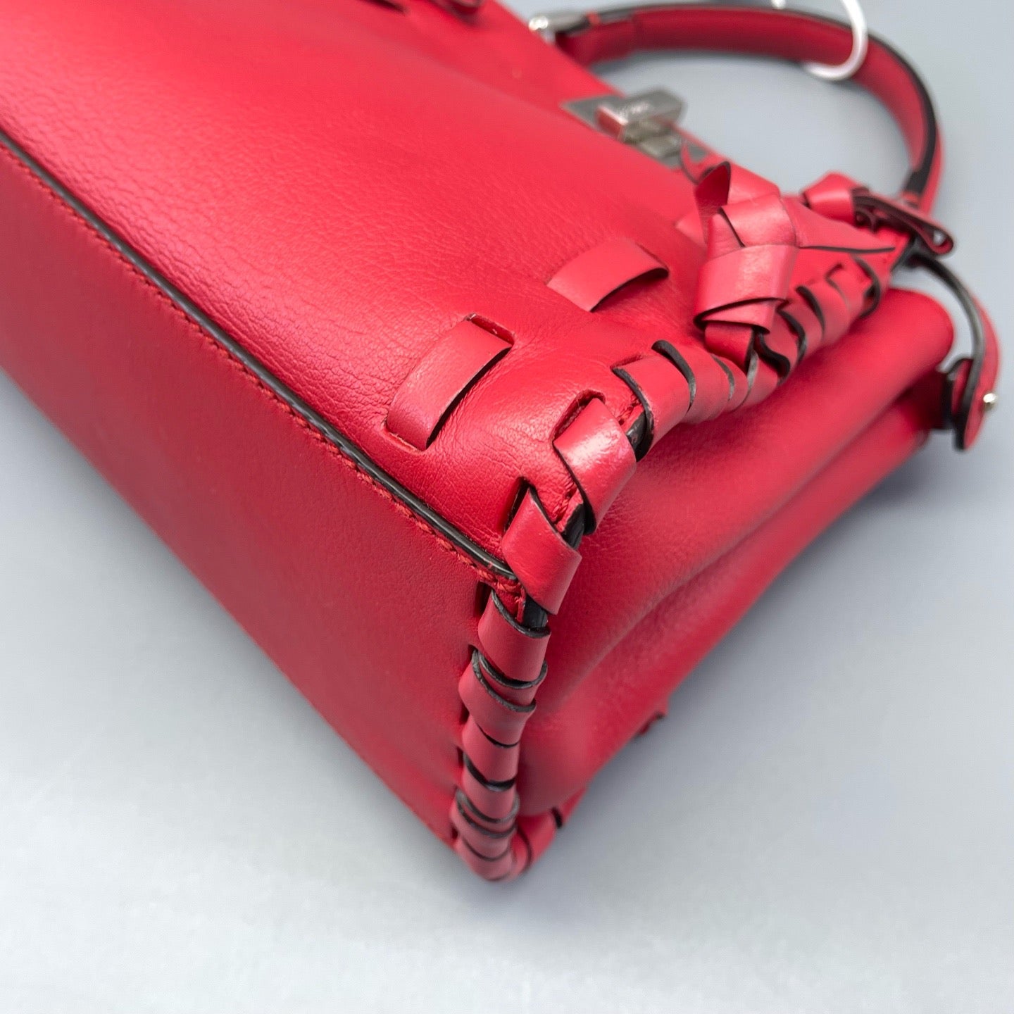Fendi - Peekaboo Small - Leather - Red - (Small)