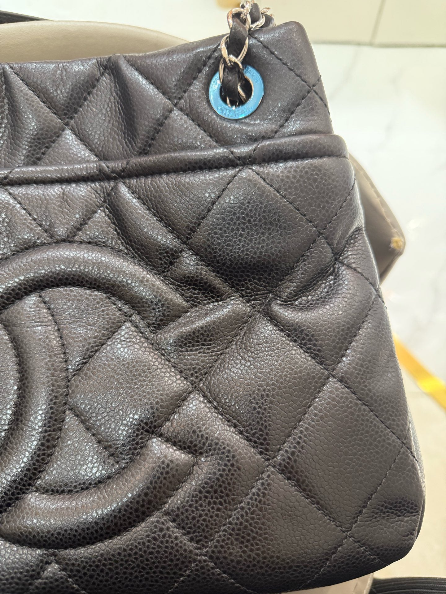 Chanel - Quilted Large CC Tote Shoulder Bag - Caviar leather - Black - (large)