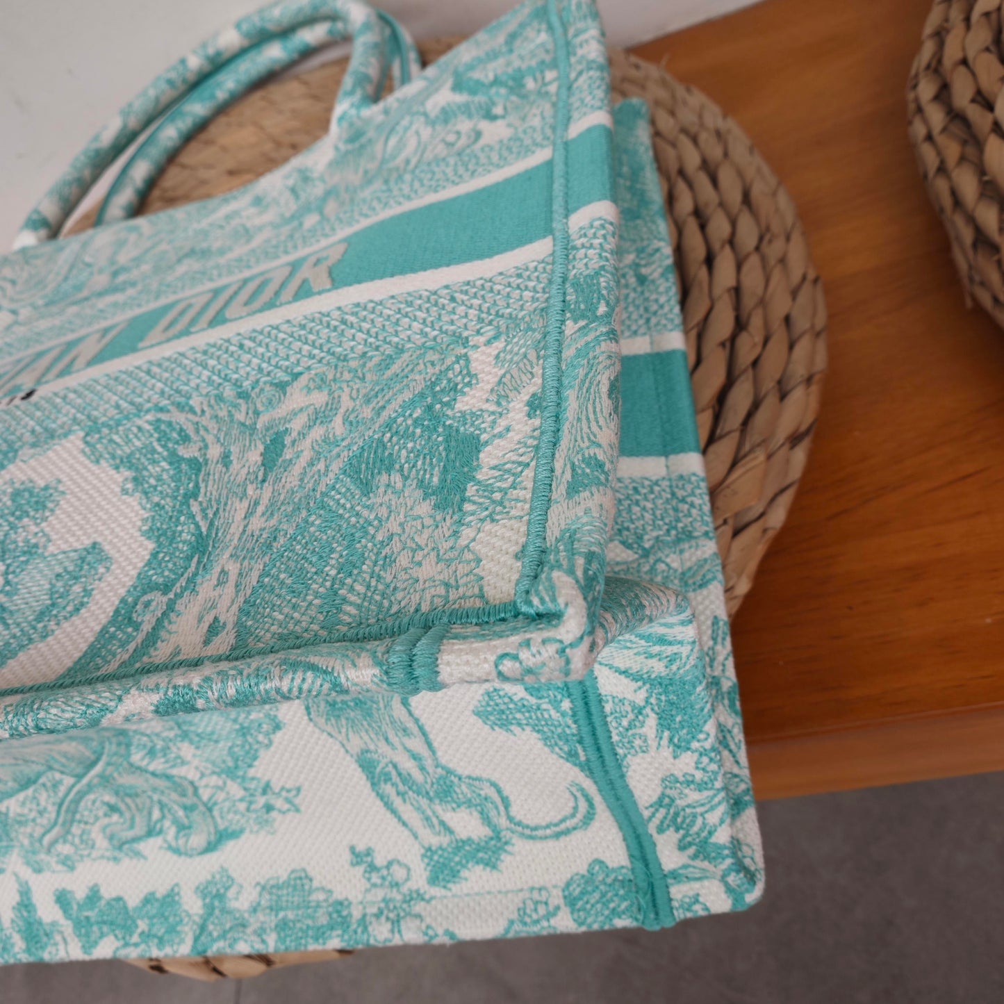 Dior - Book Tote - Embroidered Canvas - Mint Green and White - (medium)
