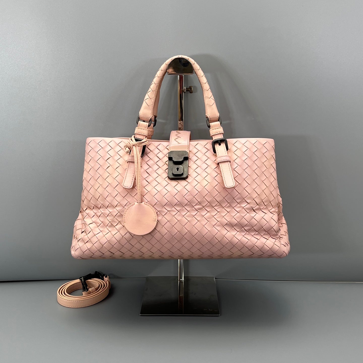 Bottega Veneta - Roma - Leather - Pink - (medium)