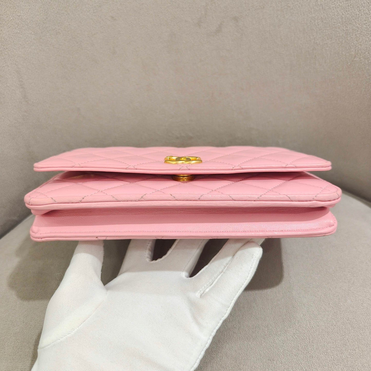 Chanel - 22K WOC with Top Handle Chain Bag - Lambskin leather - Pink - (mini)