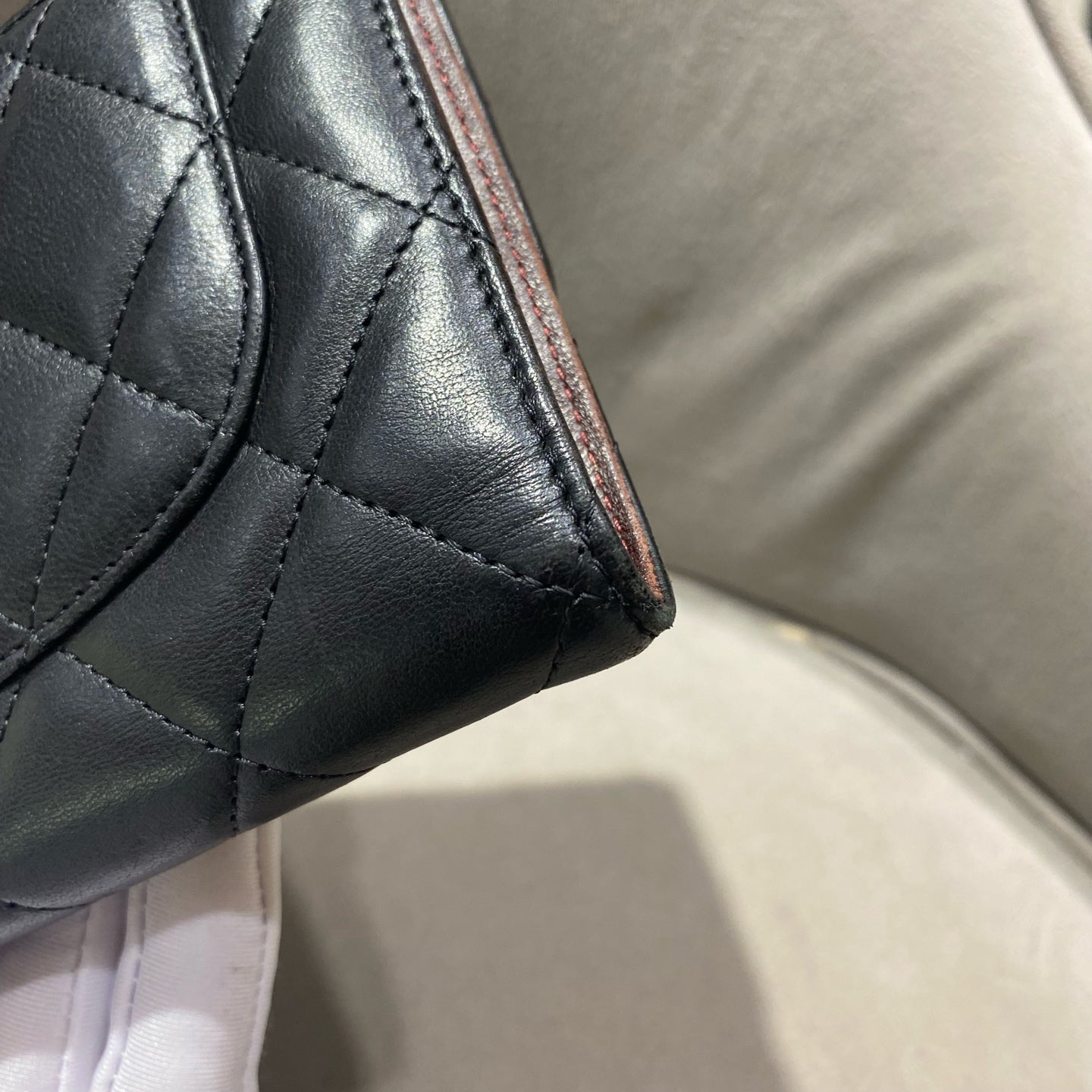 Chanel - Classic Flap Long Wallet - Lambskin leather - Black - (Medium)