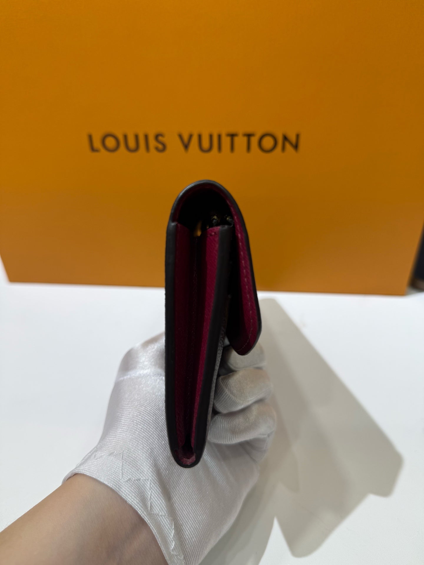 Louis Vuitton - Émilie Wallet - Monogram coated canvas with leather lining - Brown - (Small)