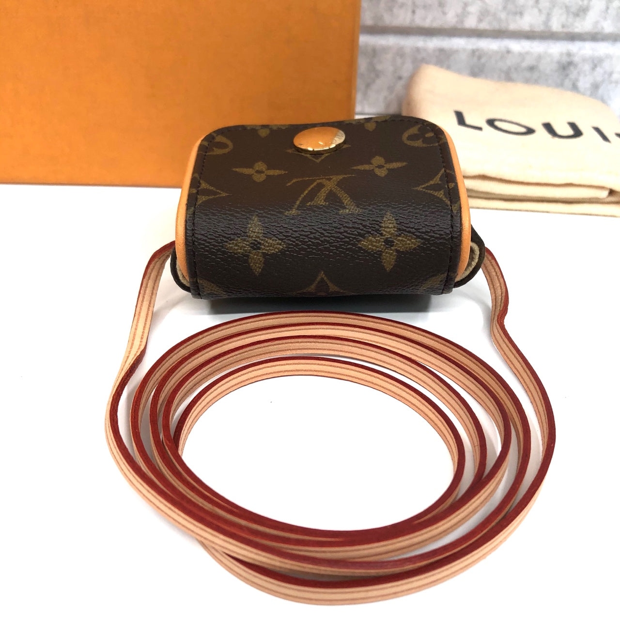 Louis Vuitton - Cancun - Monogram coated canvas with Vachetta leather trim - Brown - (mini)