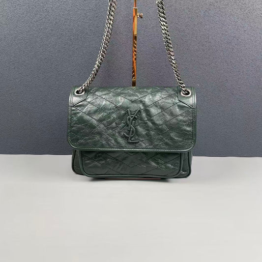 Saint Laurent - Niki Medium Chain Bag - Distressed calfskin leather - Green - (Medium)