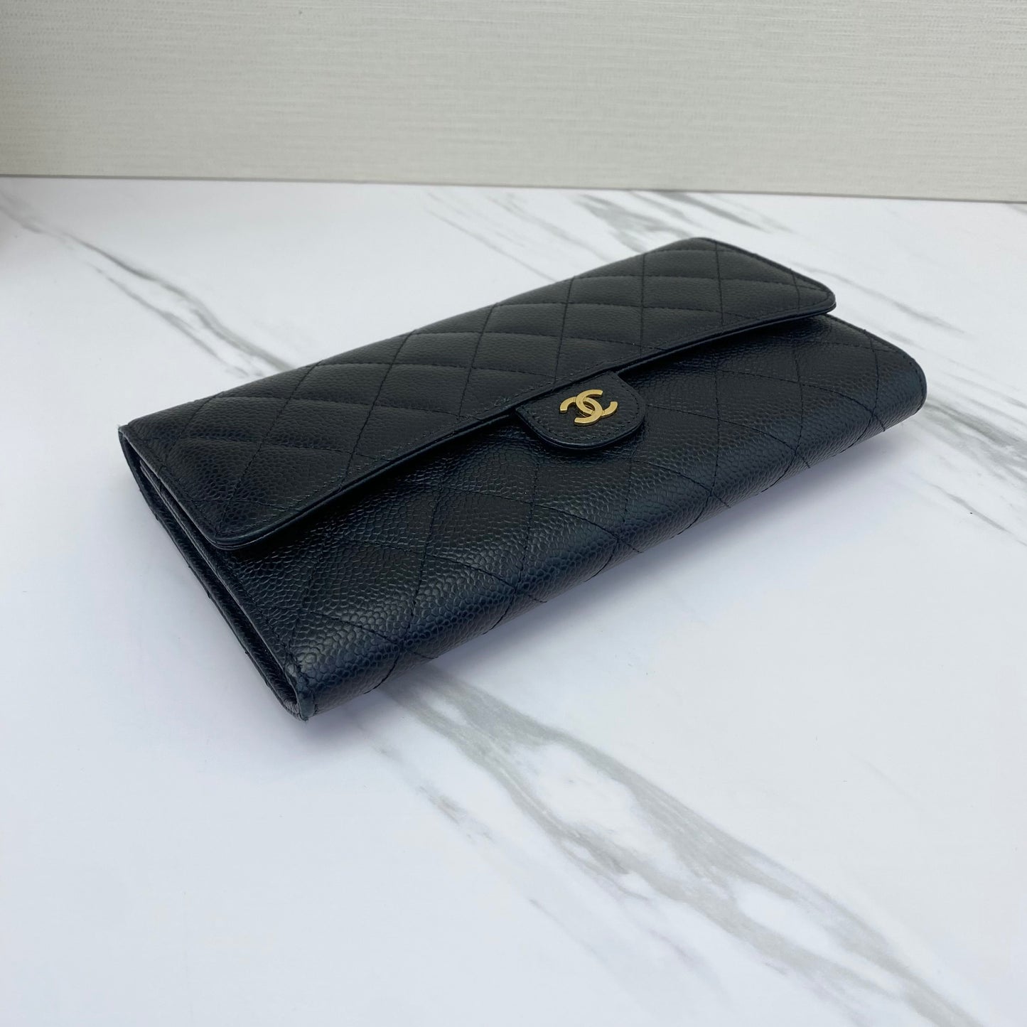 Chanel - Classic Flap Three-in-One Clutch Wallet - Caviar leather - Black with Gold-Tone Hardware - (small)