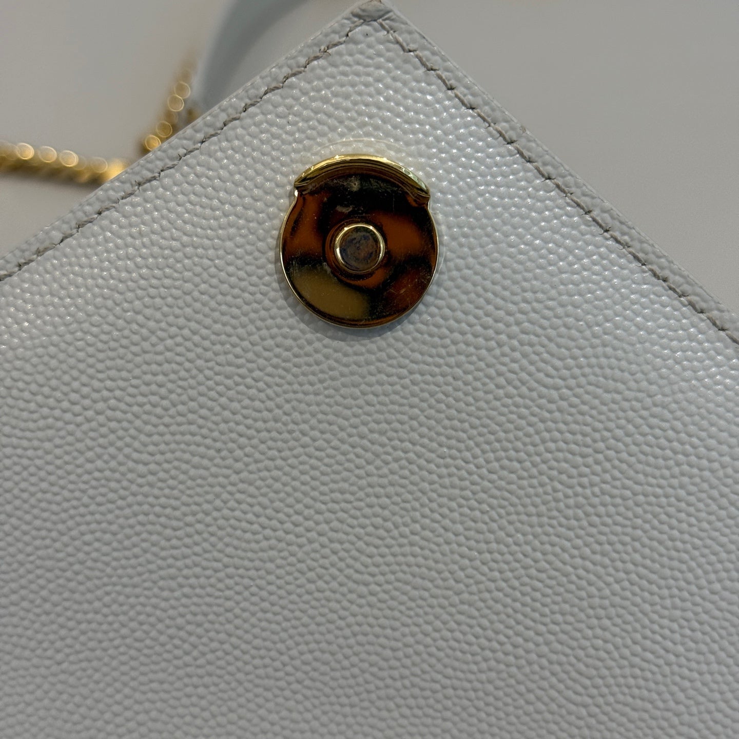 Saint Laurent - Envelope Wallet-on-Chain (WOC) - Caviar leather - White - (Small)