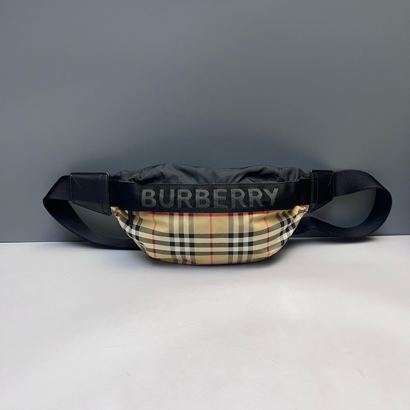Burberry - Vintage Check and Polyamide Belt Bag - Cloth, Polyamide, Leather - Multicolour - (medium)