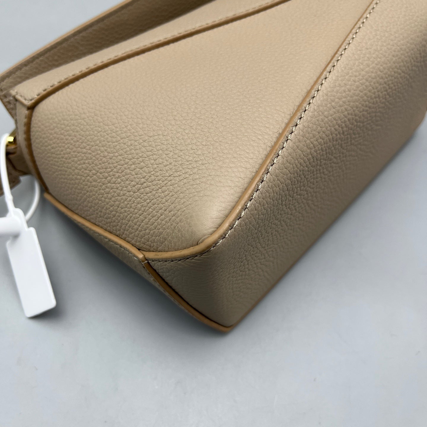 Loewe - Puzzle Bag - Grained calfskin leather - Beige - (Mini)
