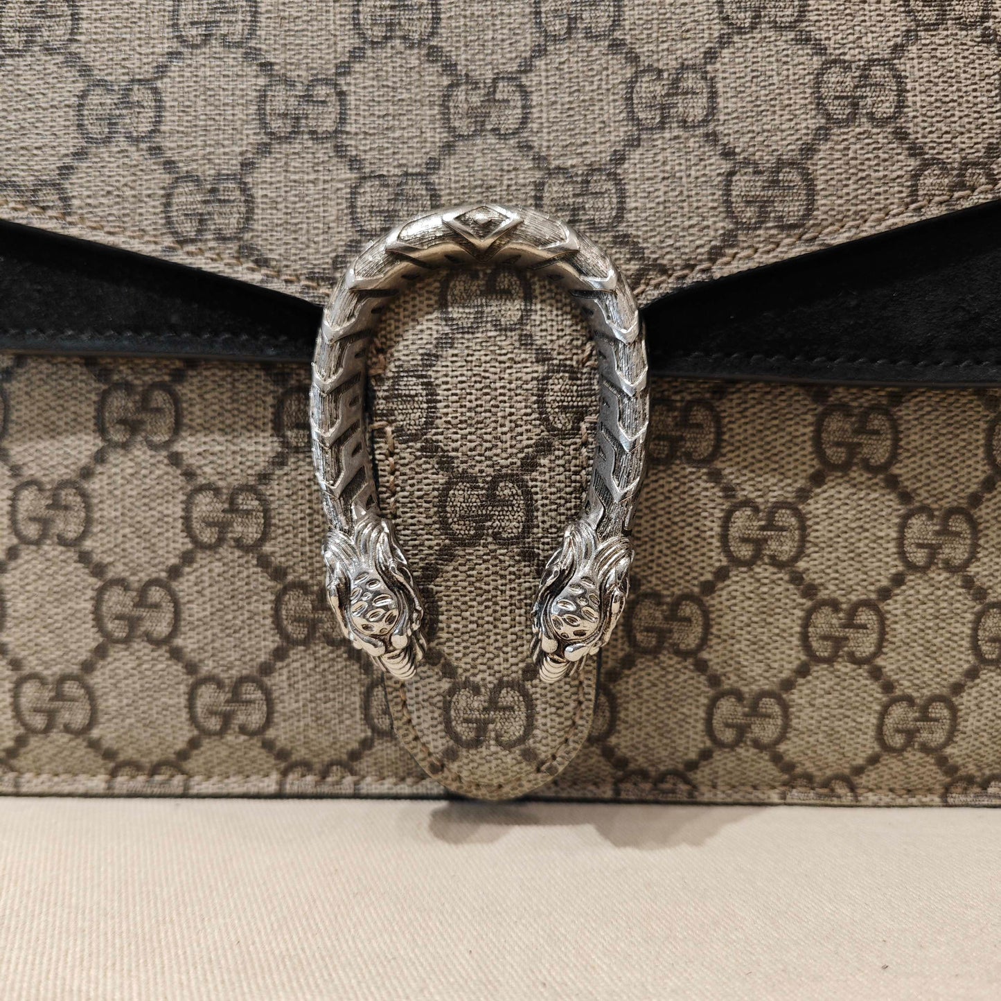 Gucci - Dionysus Super Mini Bag - GG Supreme coated canvas and suede leather - Beige/Ebony with Black trim and interior - (mini)