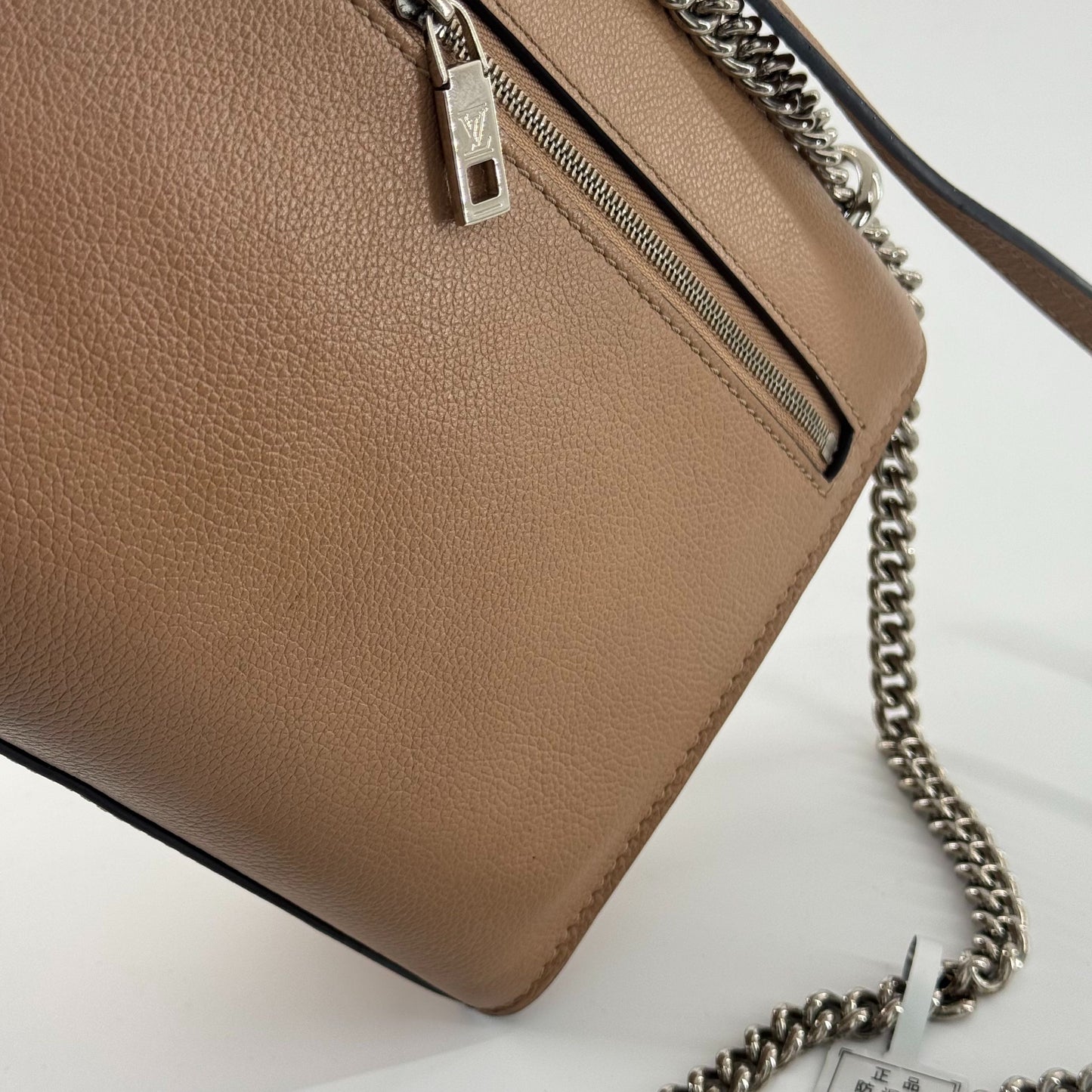 Louis Vuitton - Lockme Chain Bag - Leather - Beige - (Small)