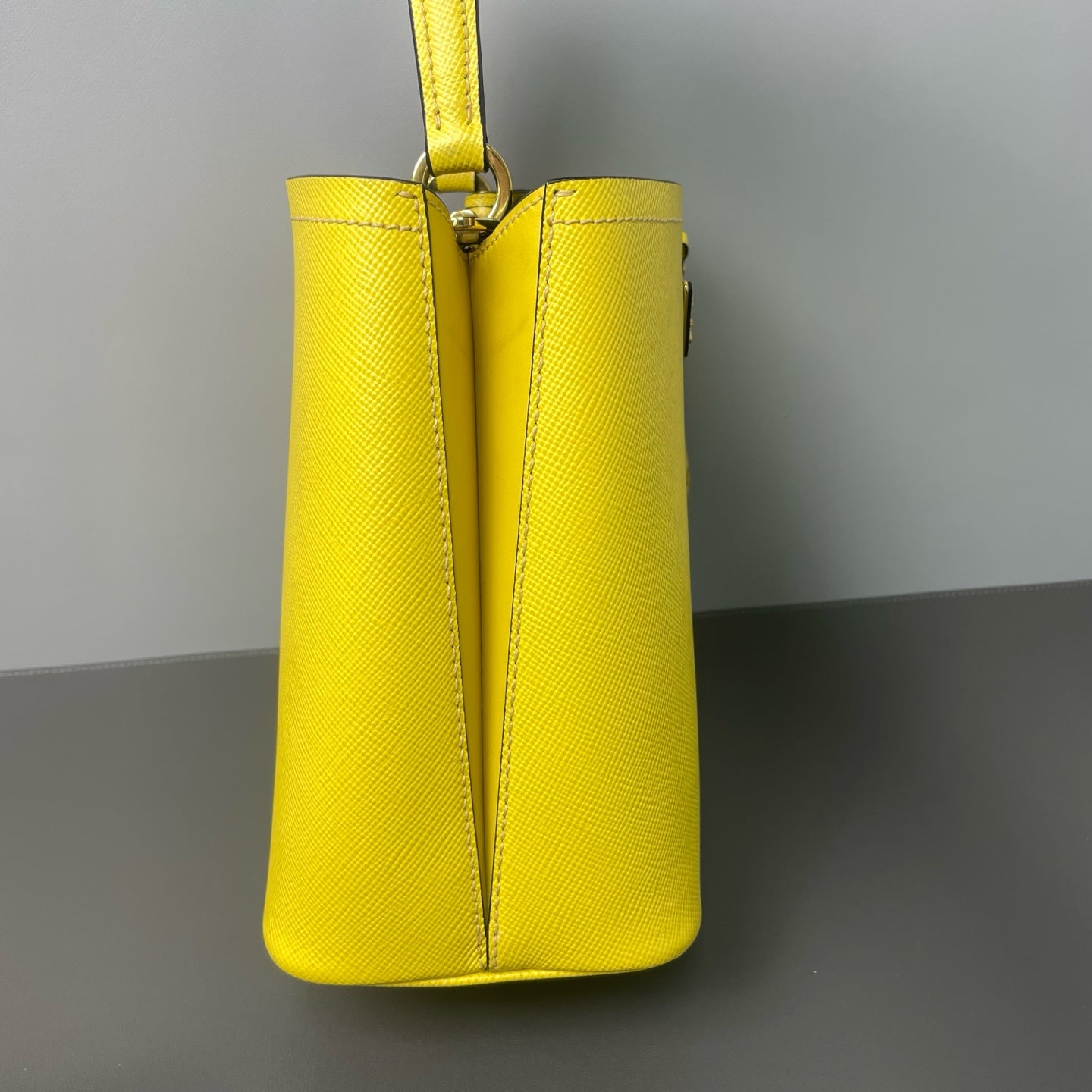 Prada - Panier - Saffiano leather - Yellow - (mini)