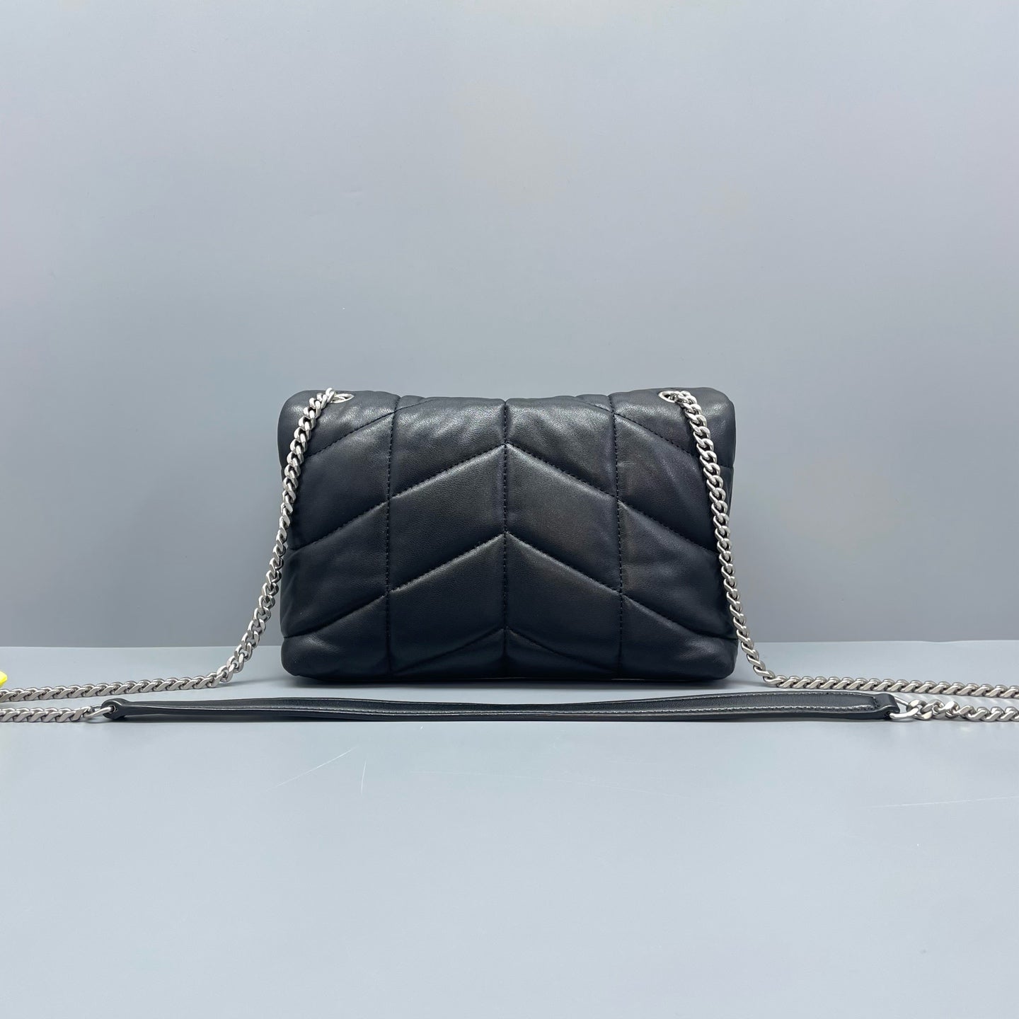 Saint Laurent - Puffer Mini Loulou - Lambskin leather - Black - (mini)