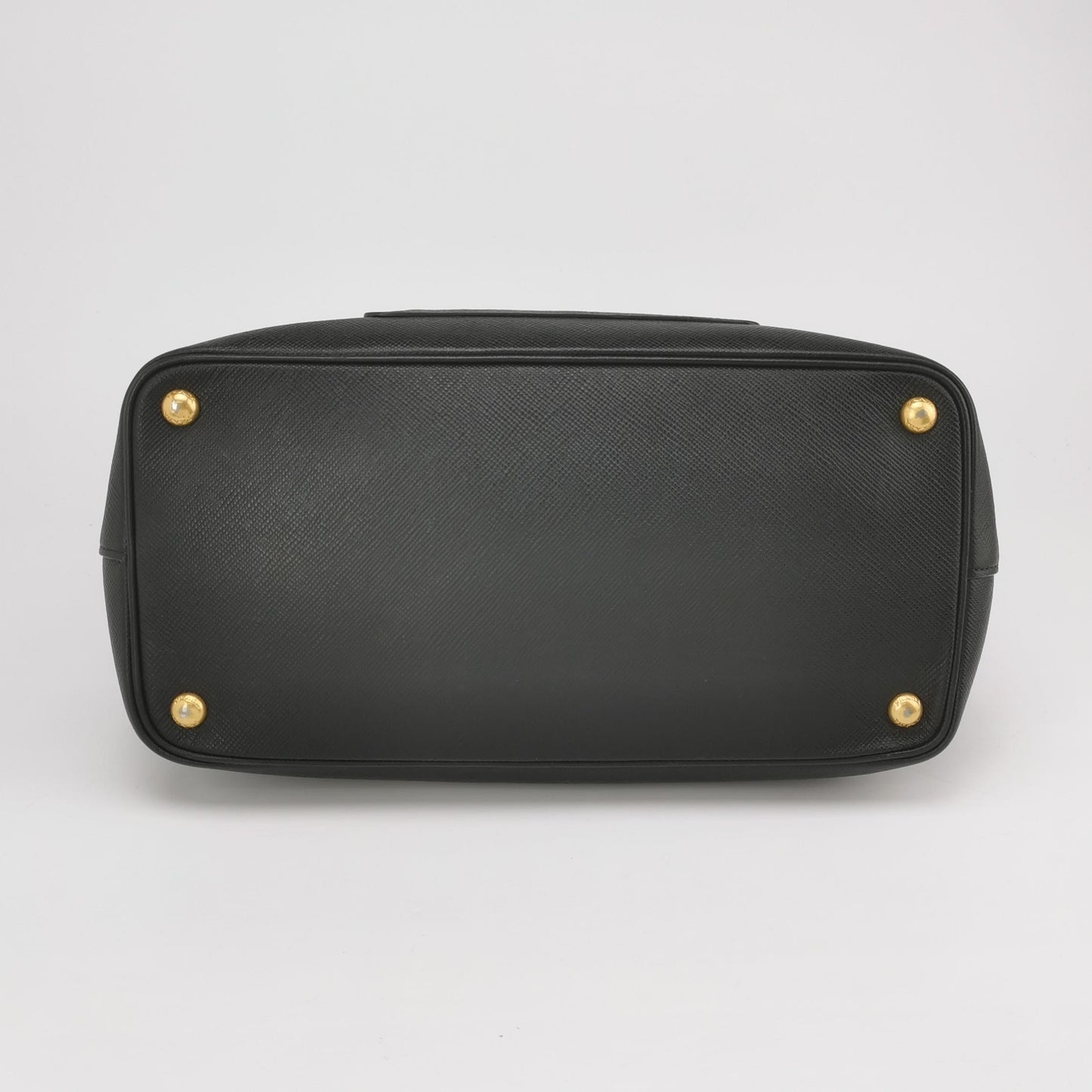 Prada - Saffiano Tote - Saffiano leather - Black - (Medium)