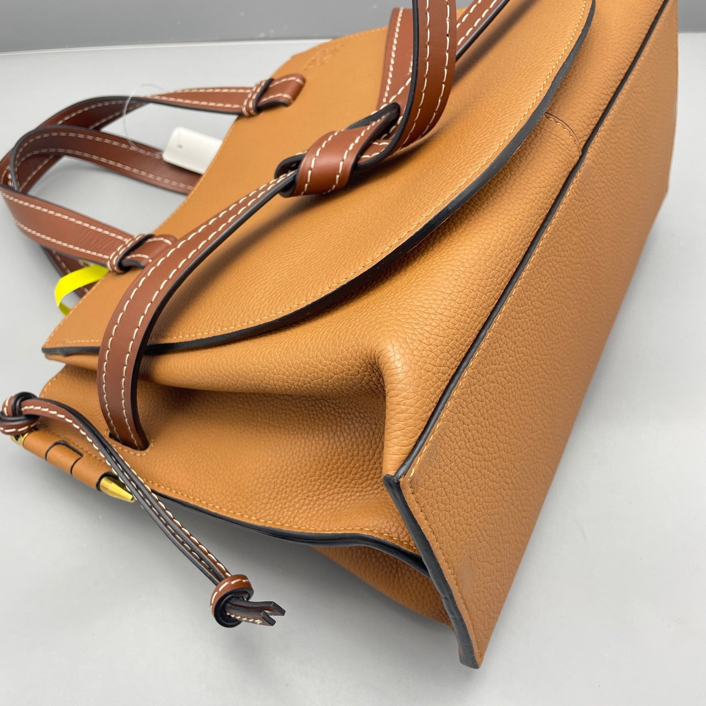 Loewe - Gate Top Handle Bag - Grained leather - Caramel - (medium)