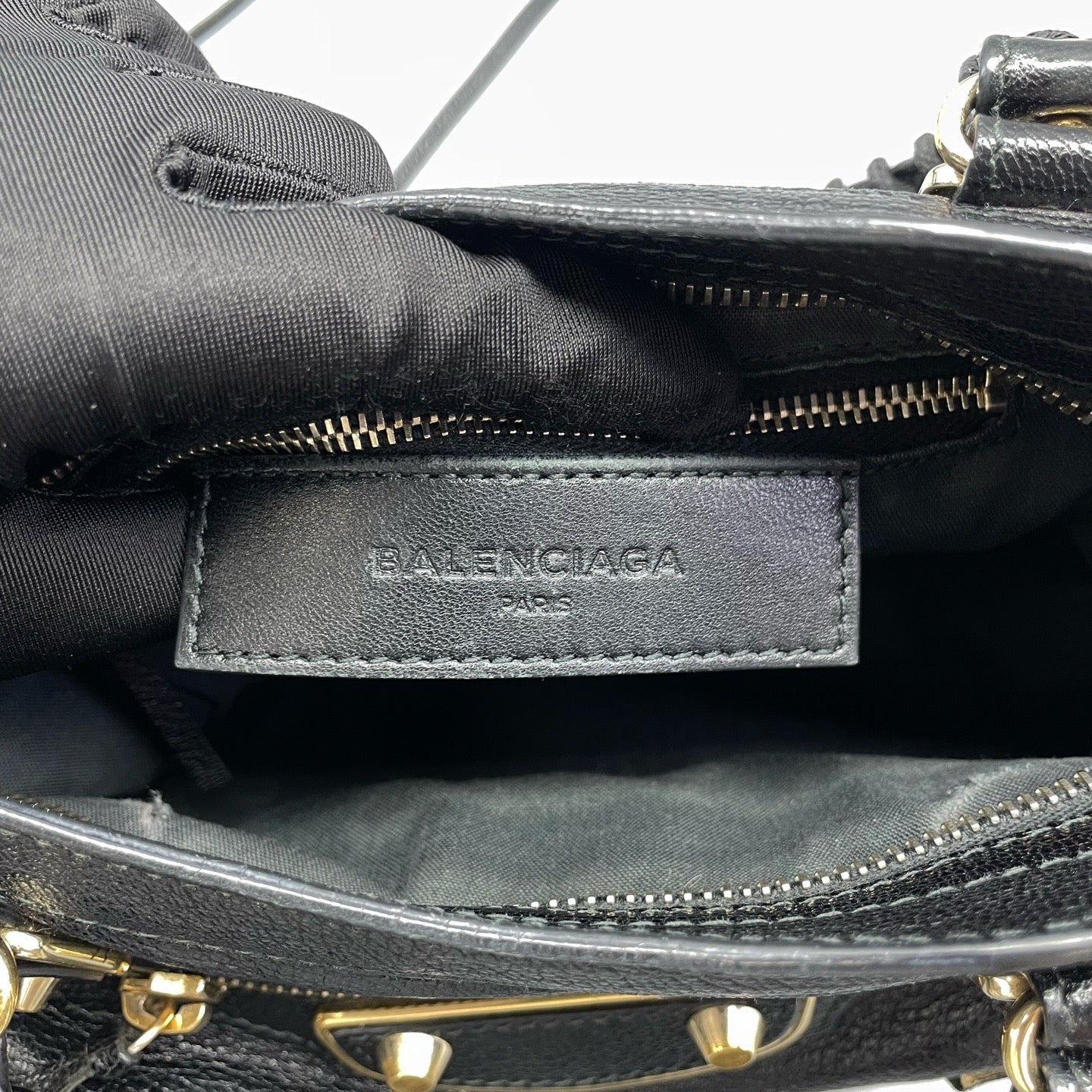 Balenciaga - Classic City Mini - Grained lambskin leather - Black - (mini)