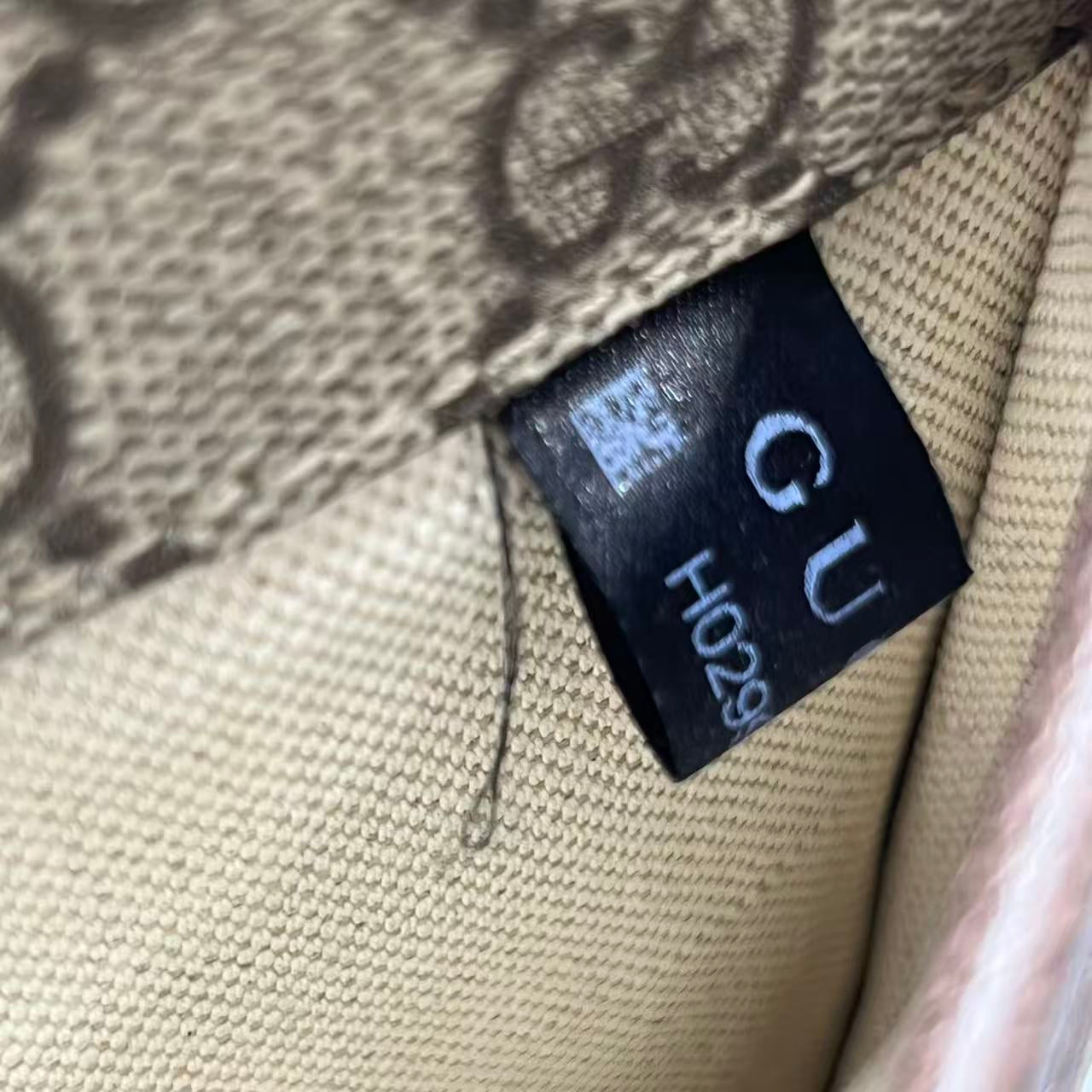 Gucci - Neo Vintage GG Supreme Belt Bag with Tiger Head - GG Supreme canvas with leather trim - Beige with Brown trim and Green/Red Web - (Medium)