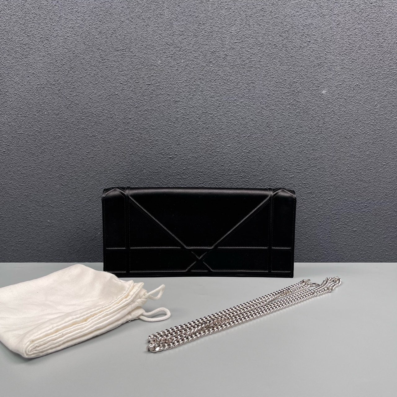 Dior - Diorama Chain Wallet - Satin - Black - (mini)