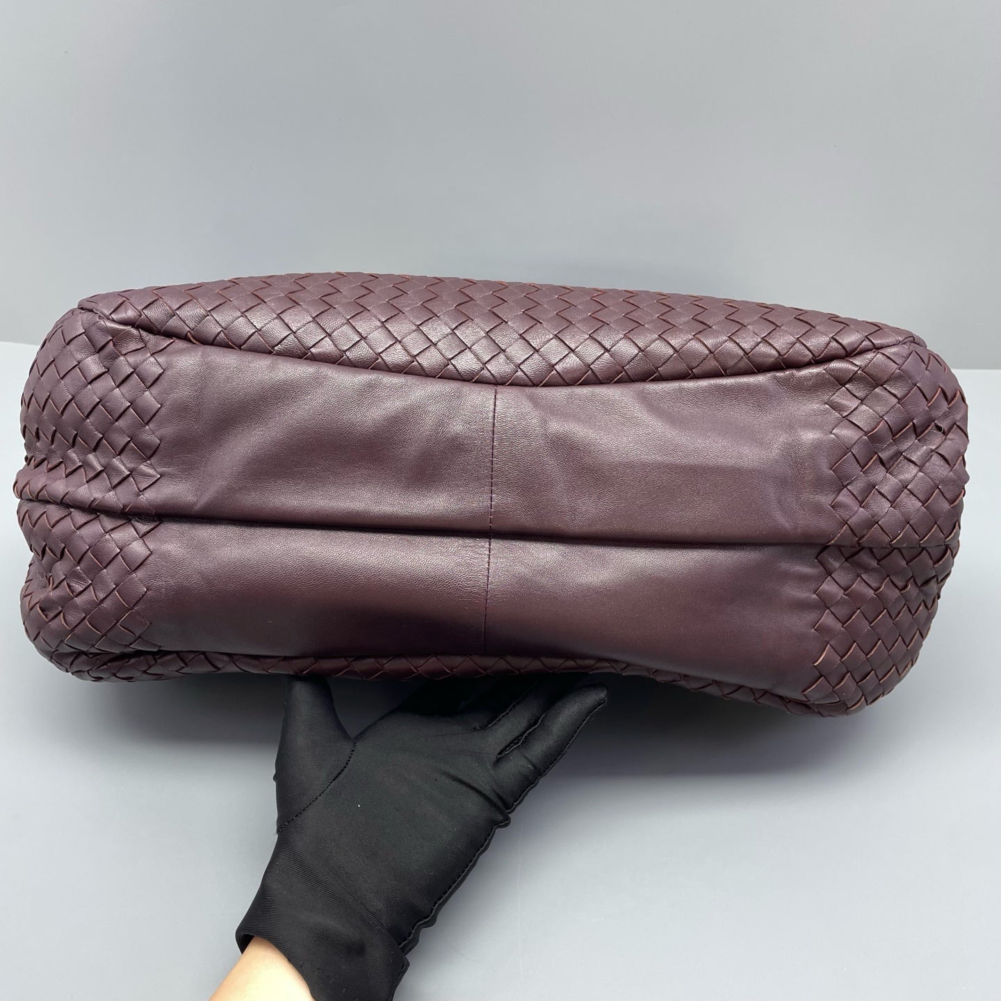 Bottega Veneta - Veneta Hobo Bag - Nappa leather - Burgundy - (Medium)