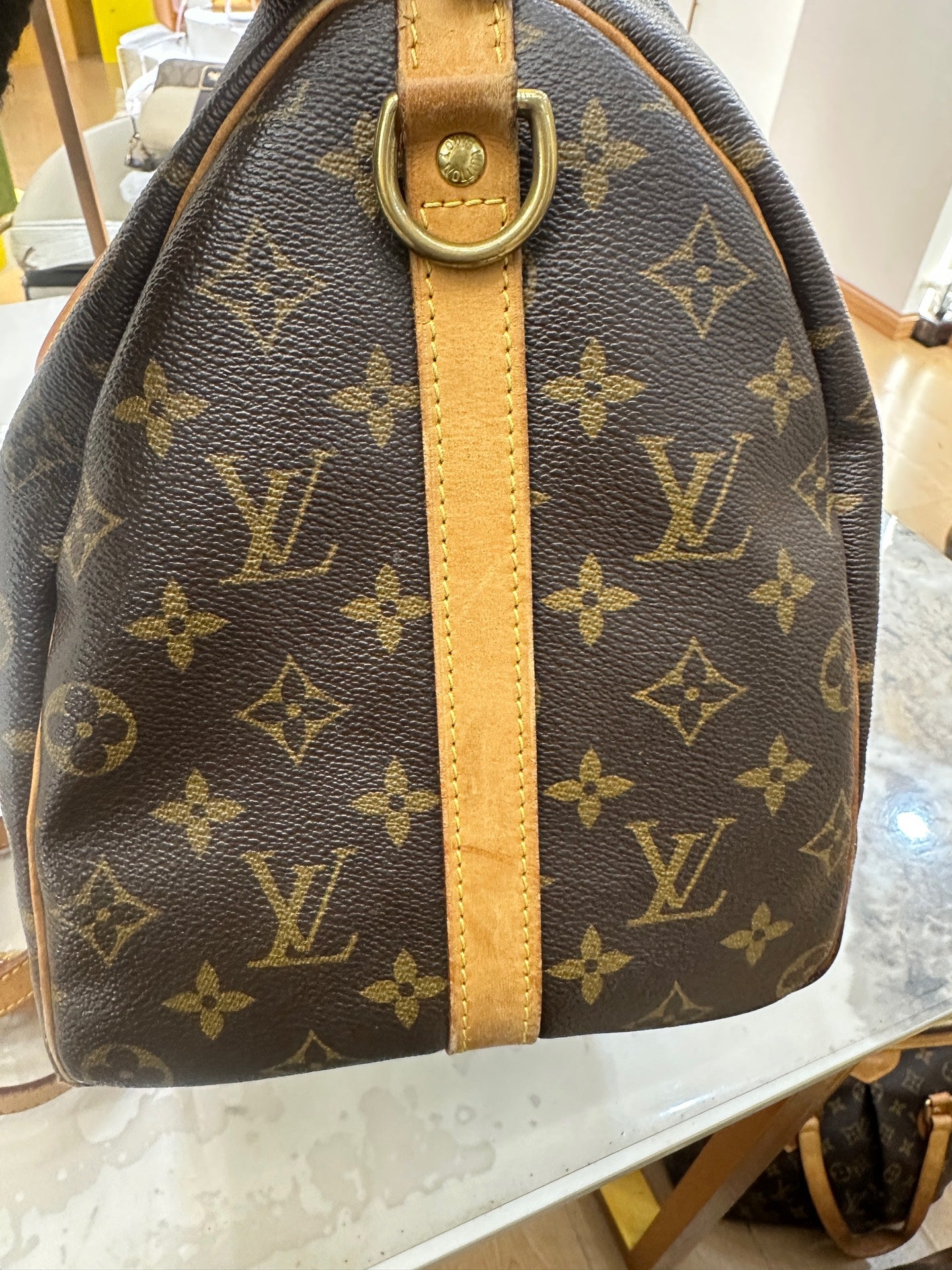 Louis Vuitton - Speedy 35 Bandoulière - Monogram Coated Canvas with Vachetta Leather Trim - Brown - (Large)