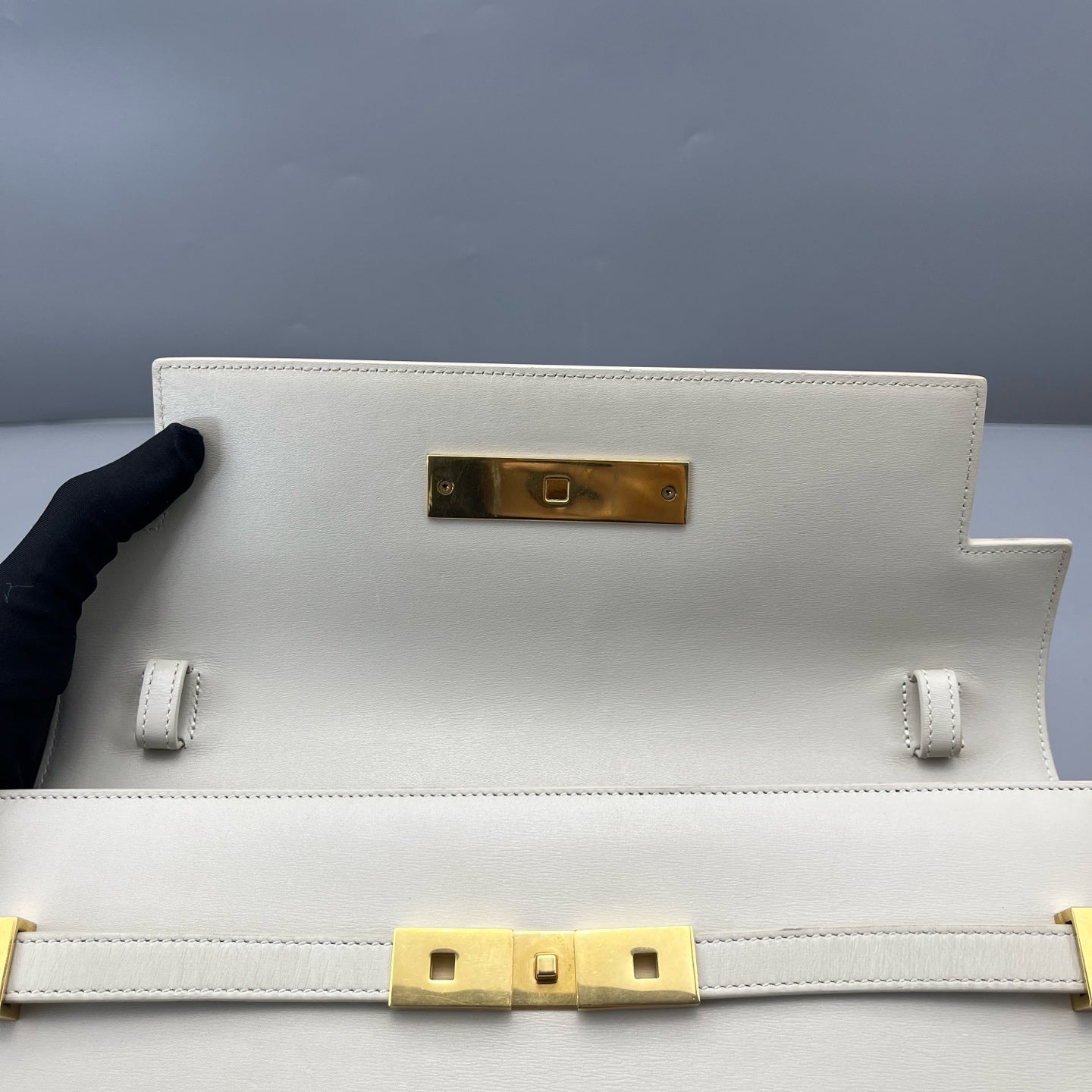 Saint Laurent - Manhattan - Smooth calfskin leather - White - (medium)