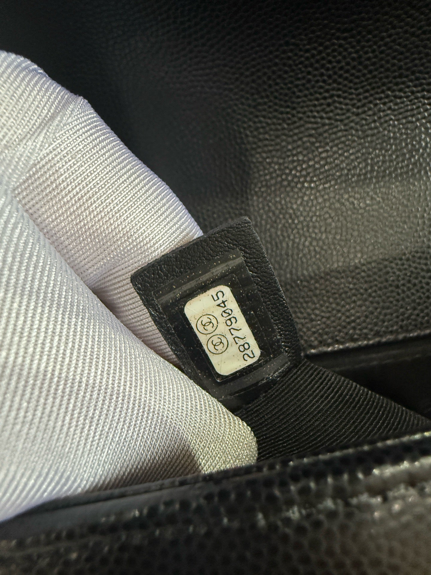 Chanel - Boy Bag - Caviar leather - Black - (Small)