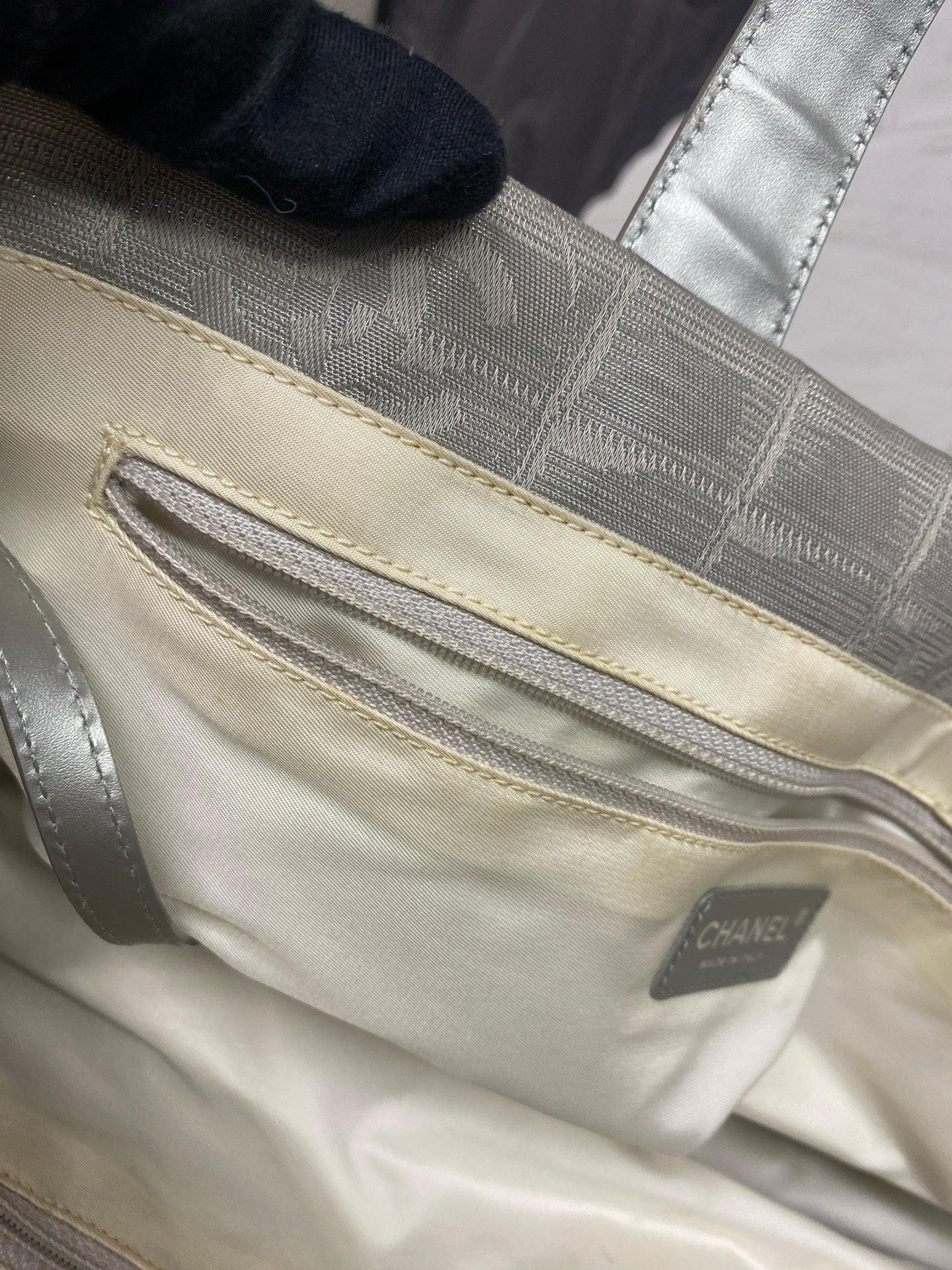 Chanel - Ice Grid Tote Bag - Canvas with leather trim - Silver Grey - (Medium)