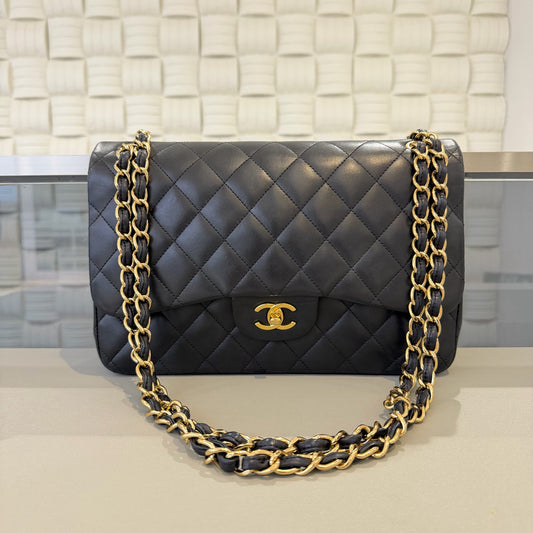 Chanel - Classic Flap Jumbo Double Flap Bag - Lambskin leather - Black - (Large)