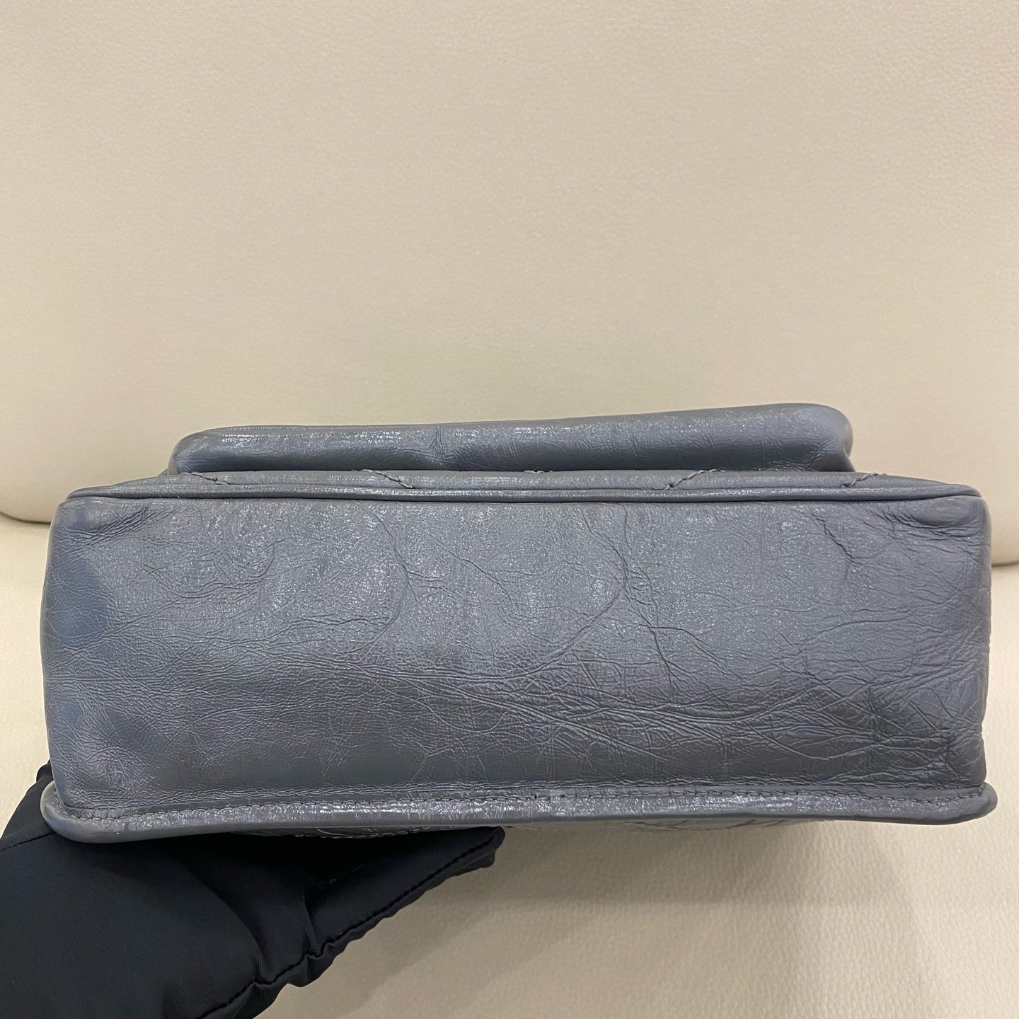 Saint Laurent - Niki Medium - Crinkled waxed calfskin leather - Grey - (Medium)