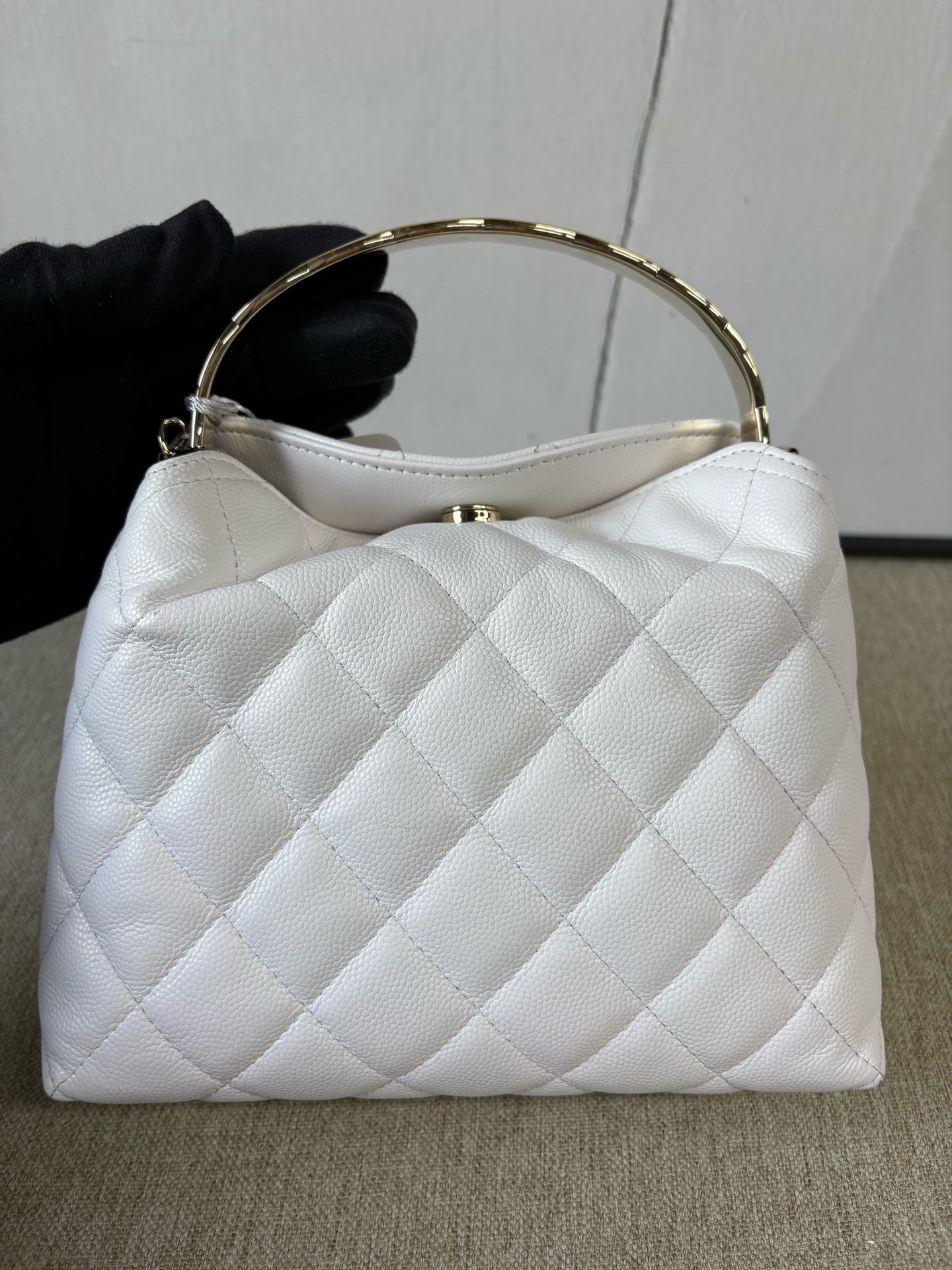 Chanel - Coco Crush Metal Handle Bag - Caviar leather - White - (Mini)