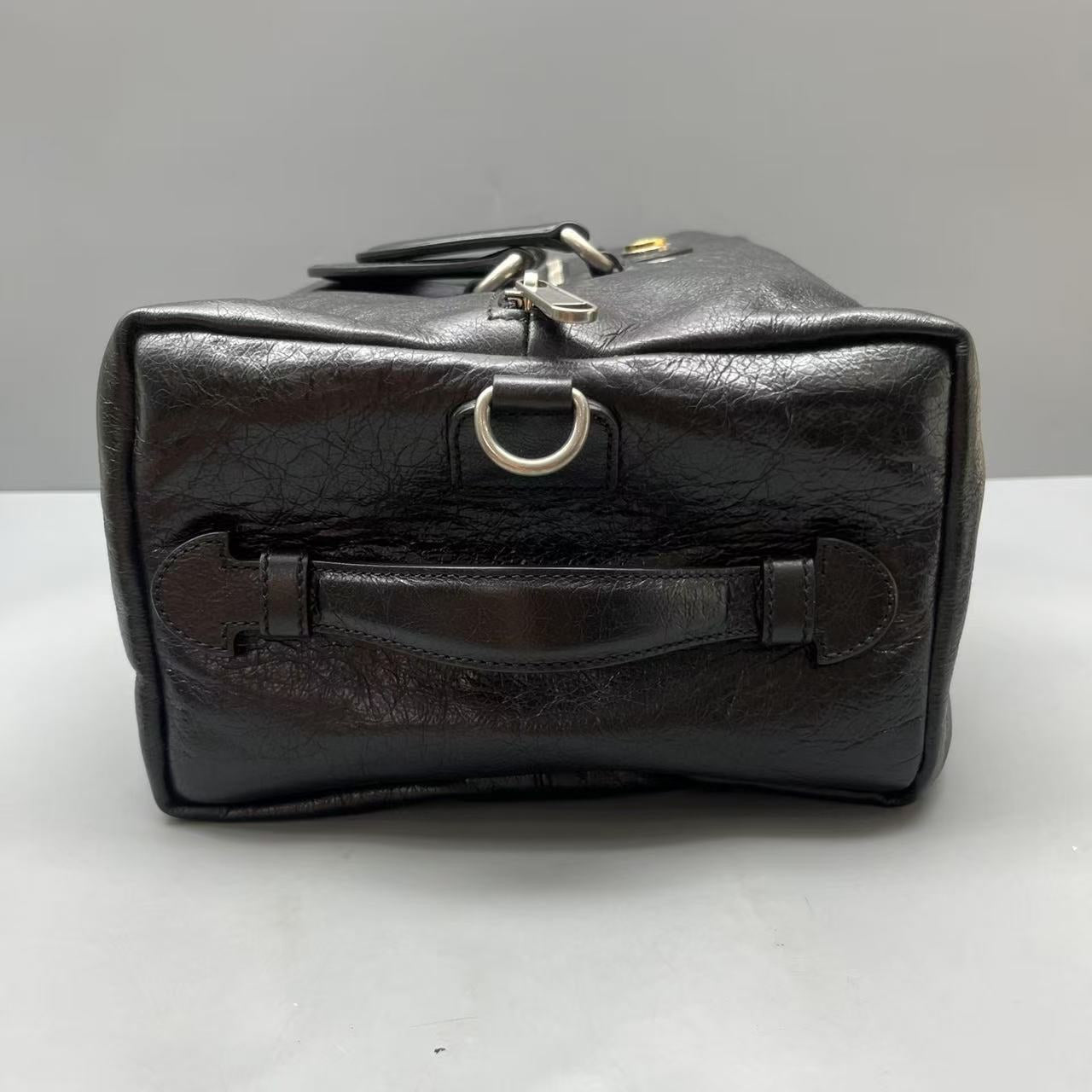 Gucci - Boston Bag - Oil-wax leather - Black - (medium)