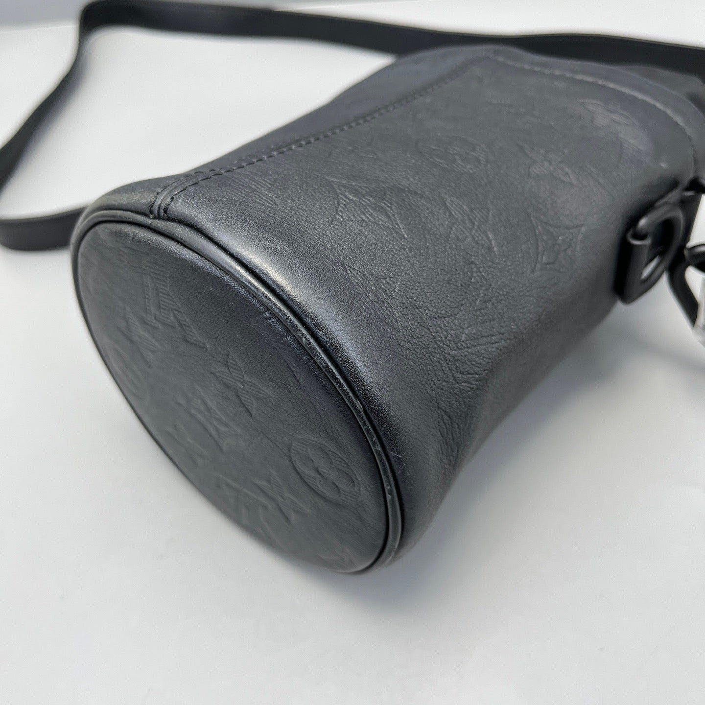 Louis Vuitton - Mini Drawstring Bucket Bag - Monogram Empreinte leather - Black - (mini)