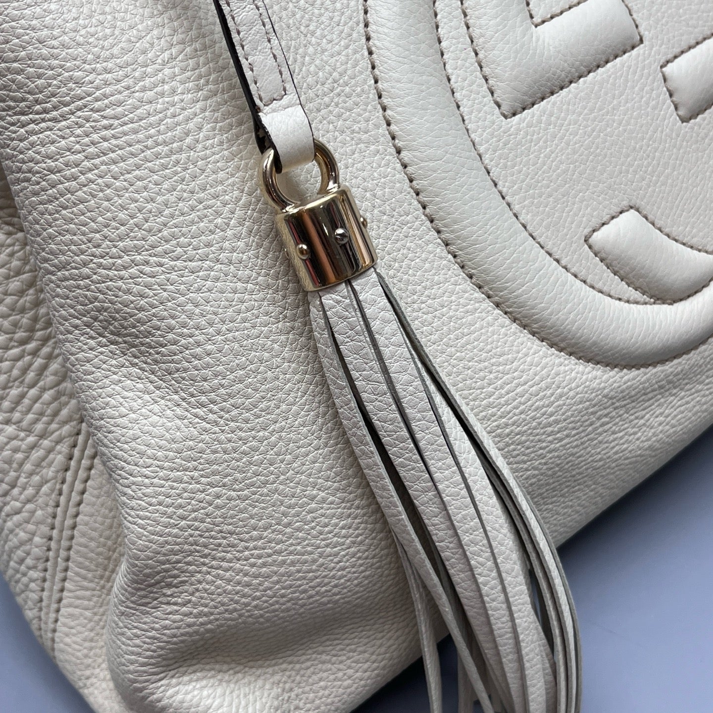 Gucci - Soho Tassel Tote - Pebbled leather - White - (Large)