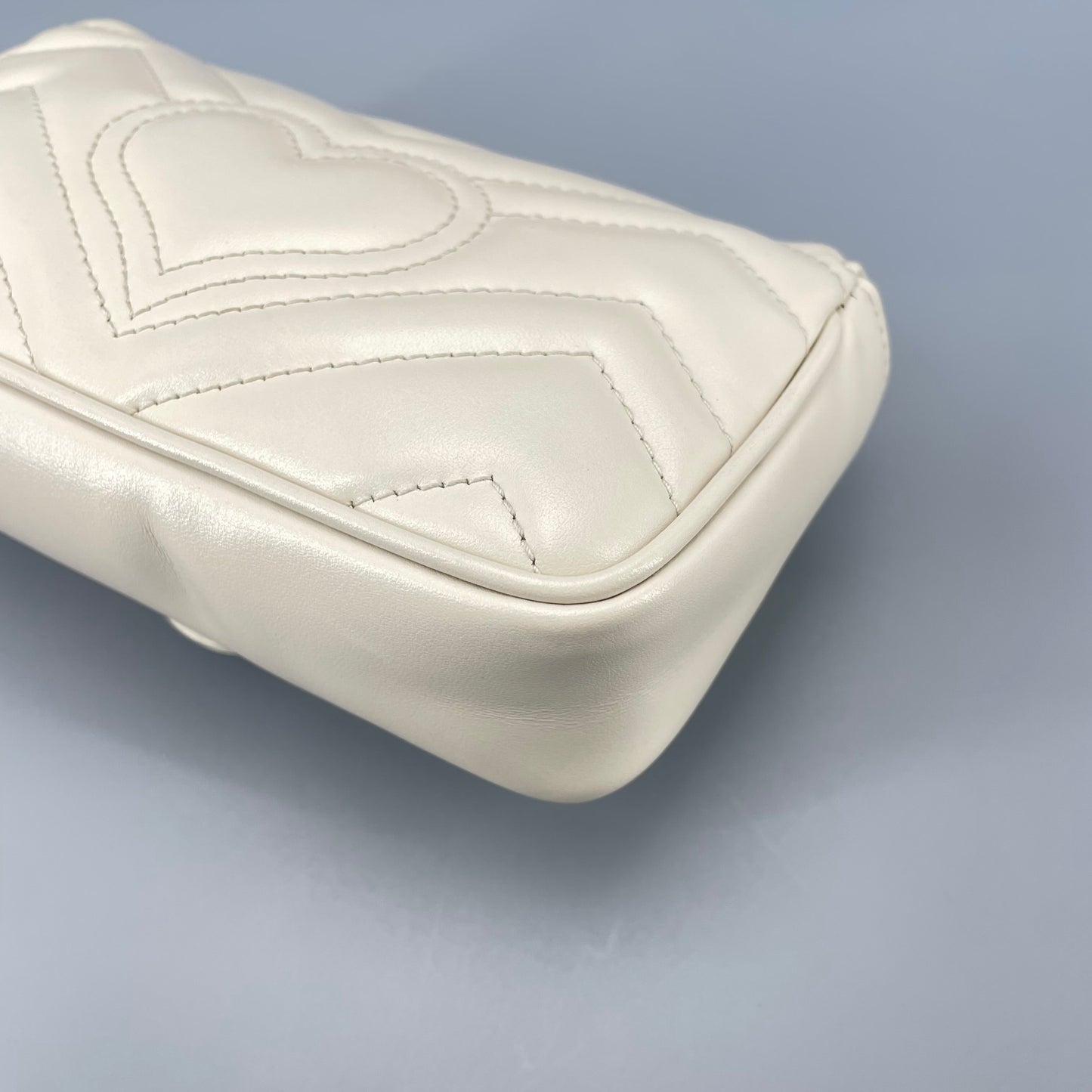 Gucci - Marmont Super Mini Bag - Matelassé leather - White - (mini)