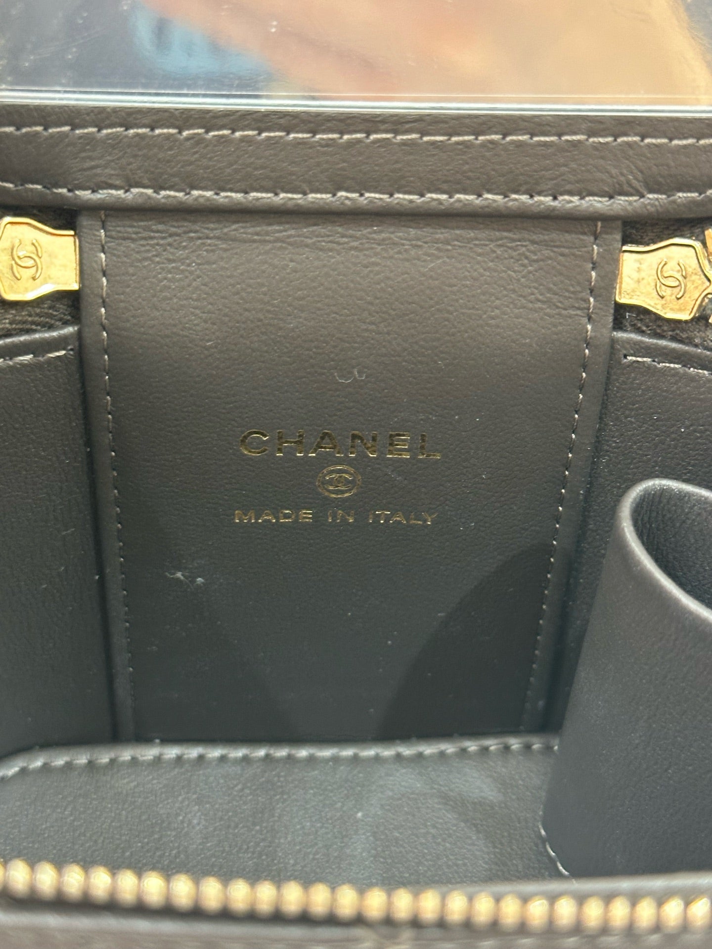 Chanel - Mini Vanity Case with Top Handle - Lambskin leather - Brown - (mini)