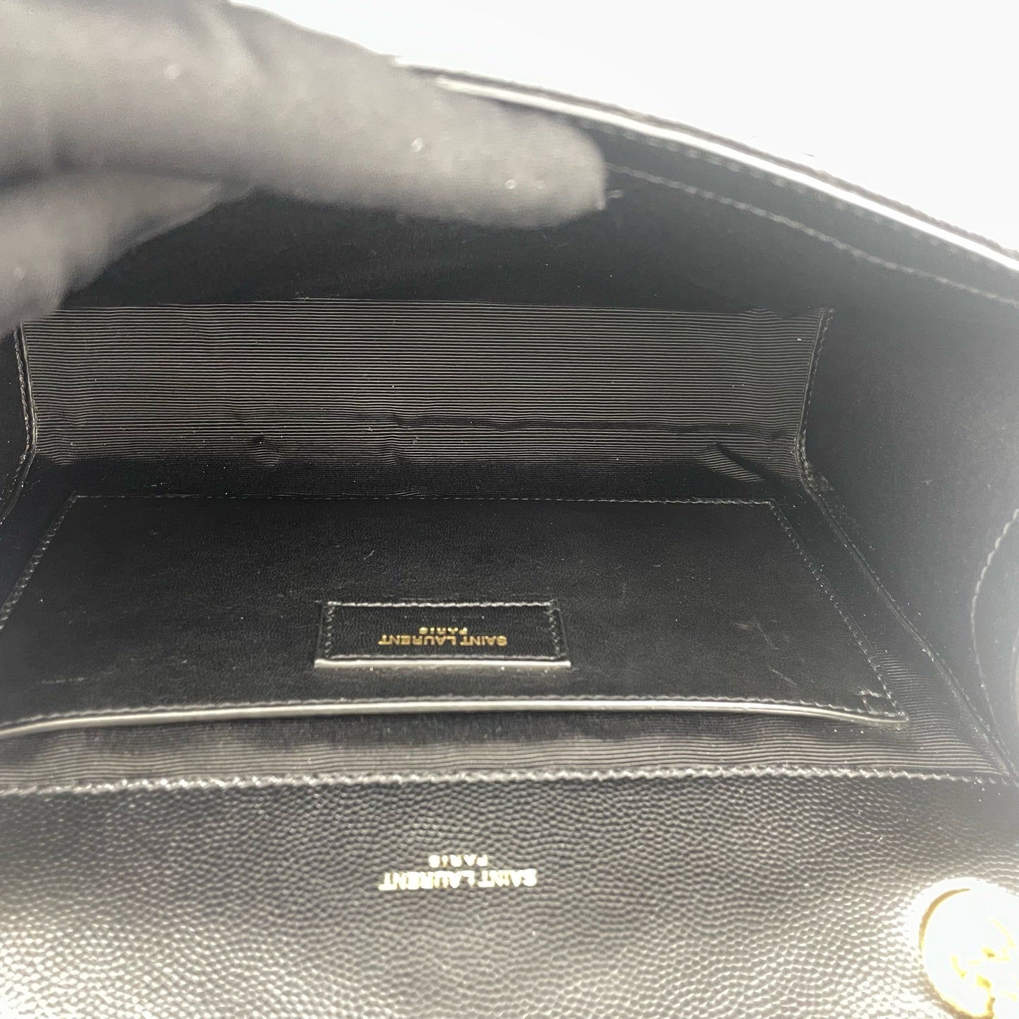 Saint Laurent - Monogram Envelope Bag - Grain de poudre embossed leather - Black - (medium)