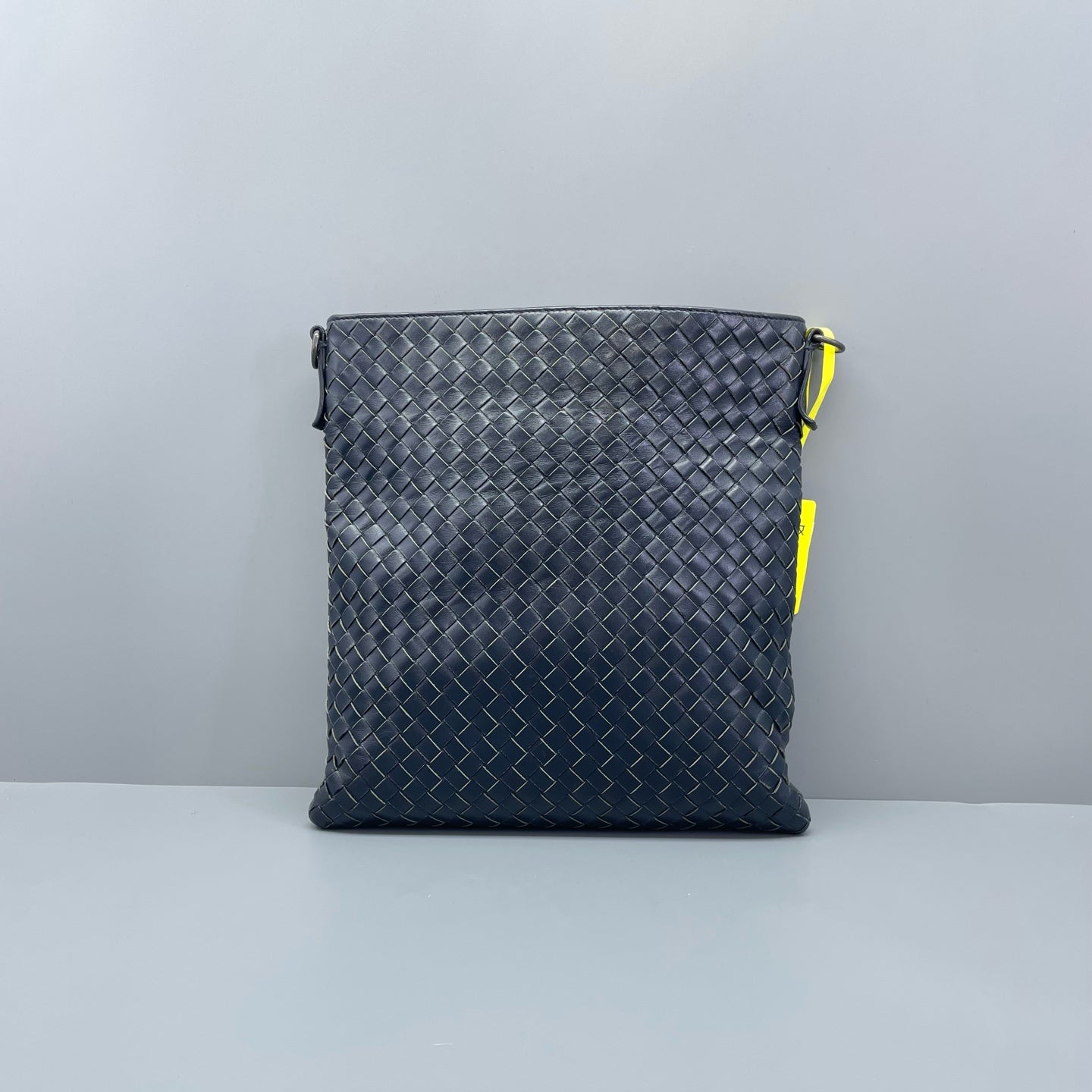 Bottega Veneta - Intrecciato Crossbody Bag - Leather - Navy - (medium)