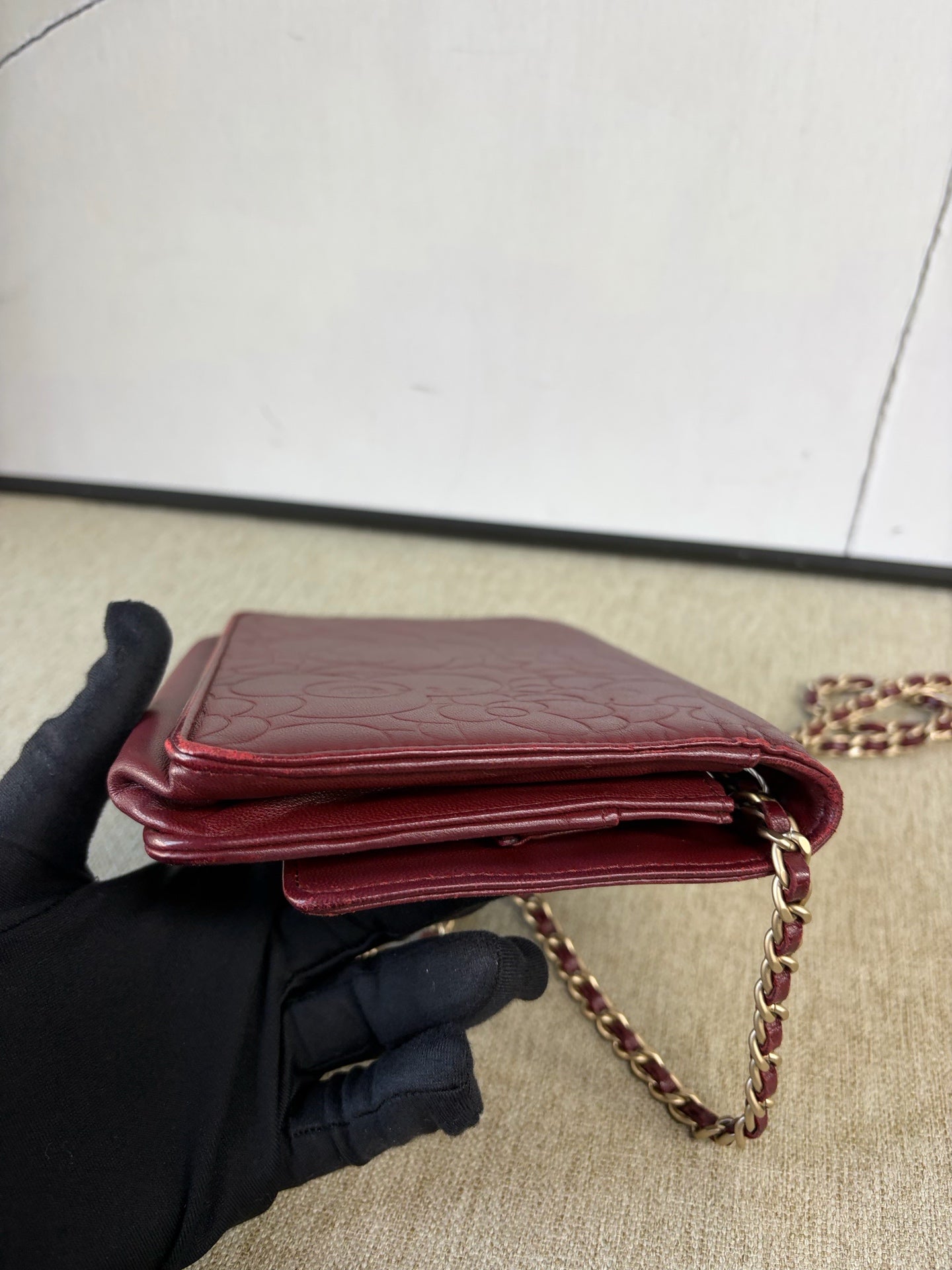 Chanel - Camellia Wallet On Chain (WOC) - Lambskin leather - Burgundy - (Mini)