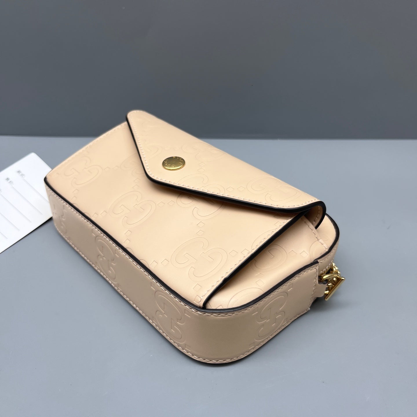 Gucci - Embossed GG Camera Bag - Leather - Beige - (mini)