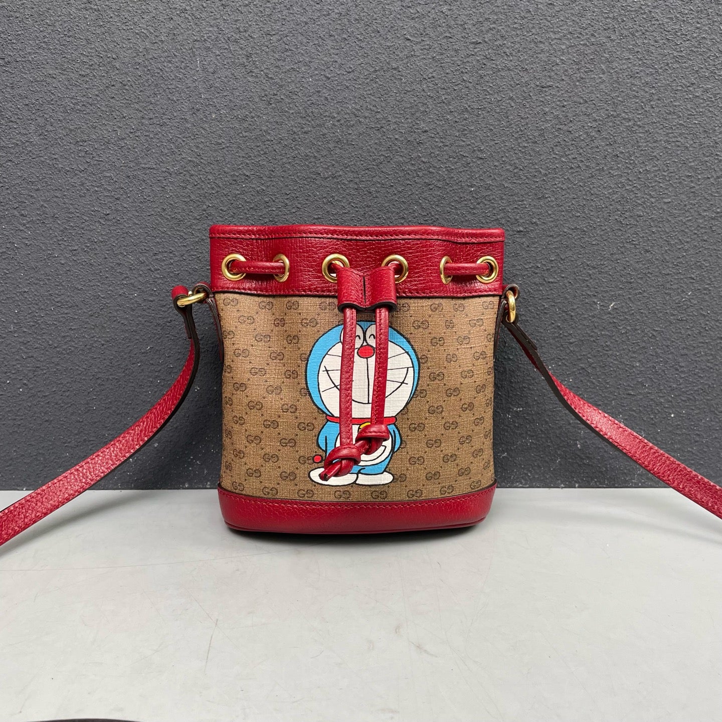 Gucci - Doraemon Collaboration Mini Bucket Bag - Coated canvas and leather - Brown and Red with Multicolour graphic - (mini)