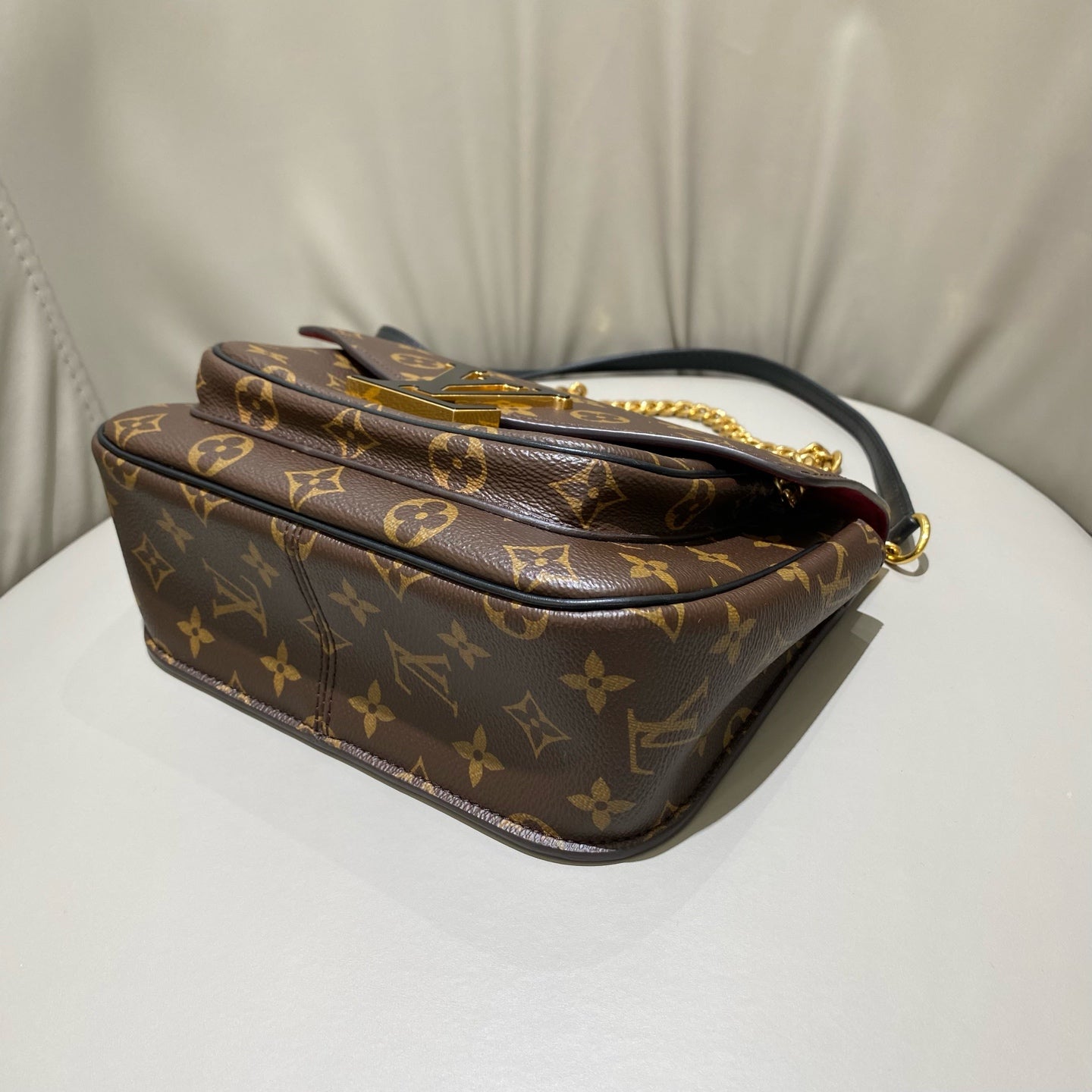 Louis Vuitton - Passy - Monogram coated canvas with leather trim - Brown - (medium)