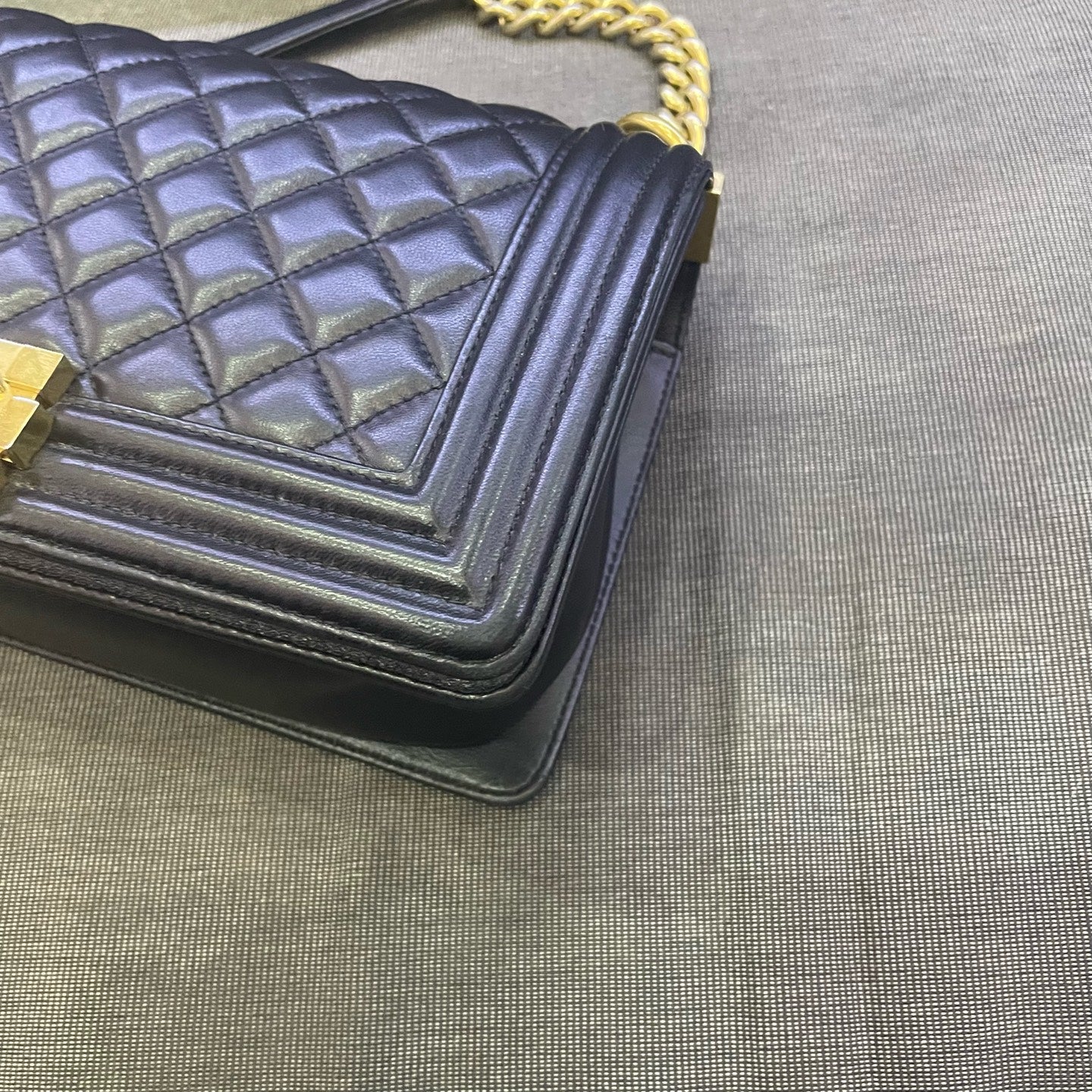 Chanel - Boy Bag - Lambskin leather - Black - (Medium)