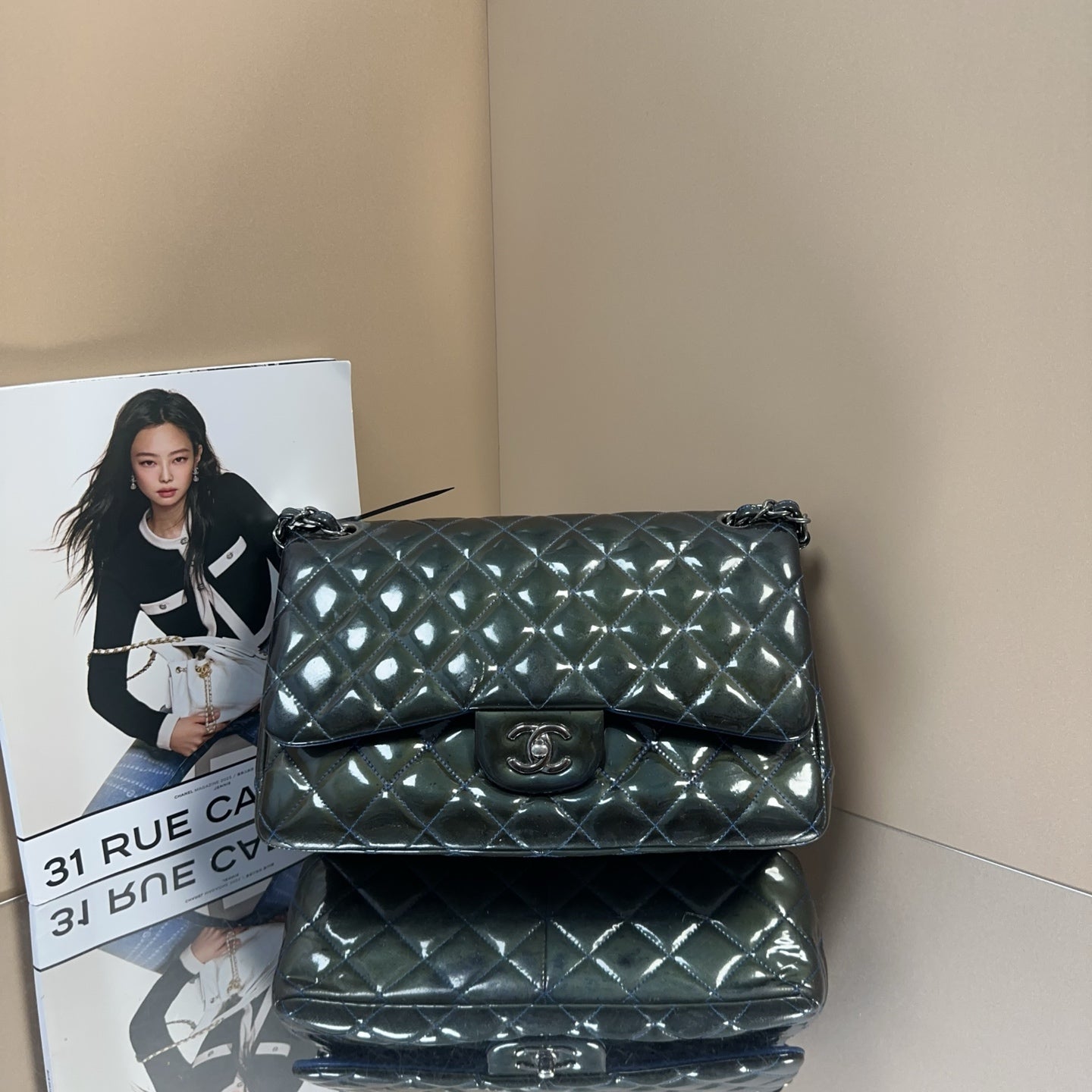 Chanel - Classic Flap Jumbo Double Flap - Patent leather - Blue - (Large)