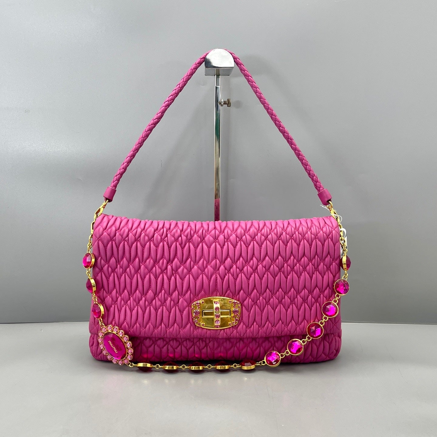 Miu Miu - Matelassé Jewel Chain Shoulder Bag - Leather - Pink - (Medium)