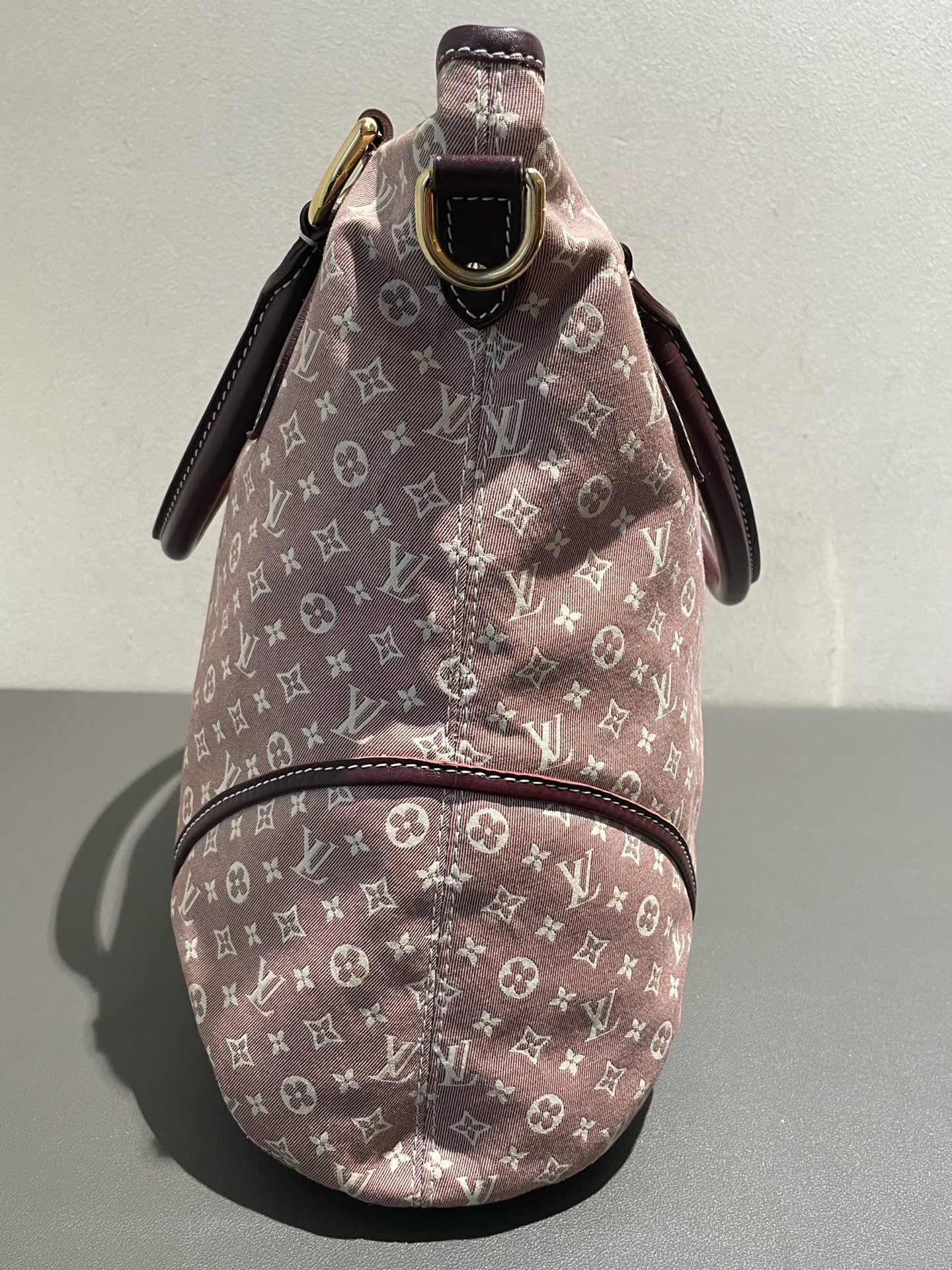 Louis Vuitton - Monogram Denim Framed Bag - Denim with leather trim - Raspberry with Burgundy accents - (Medium)