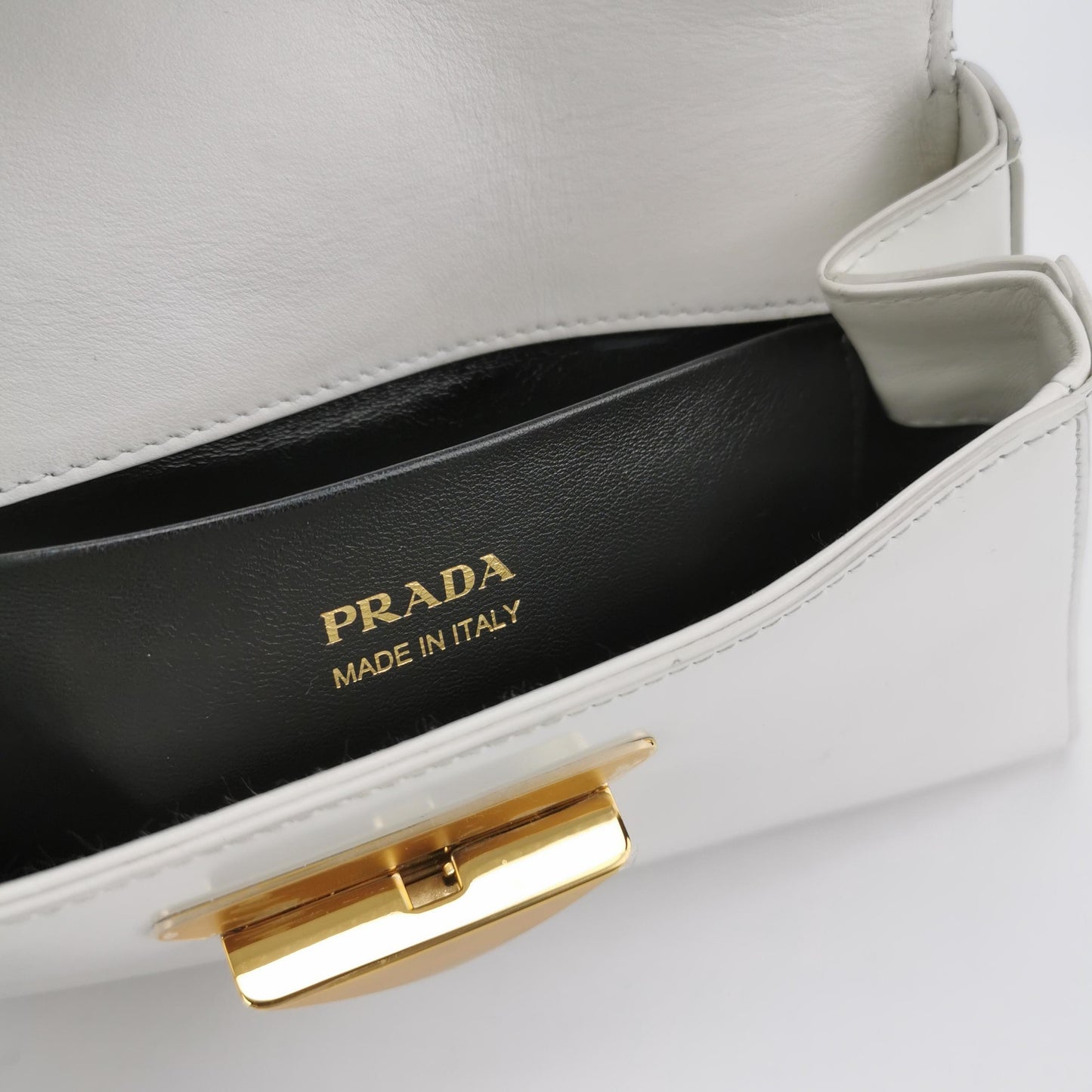 Prada - Vintage Trapezoid Shoulder Bag - Leather - White - (Small)