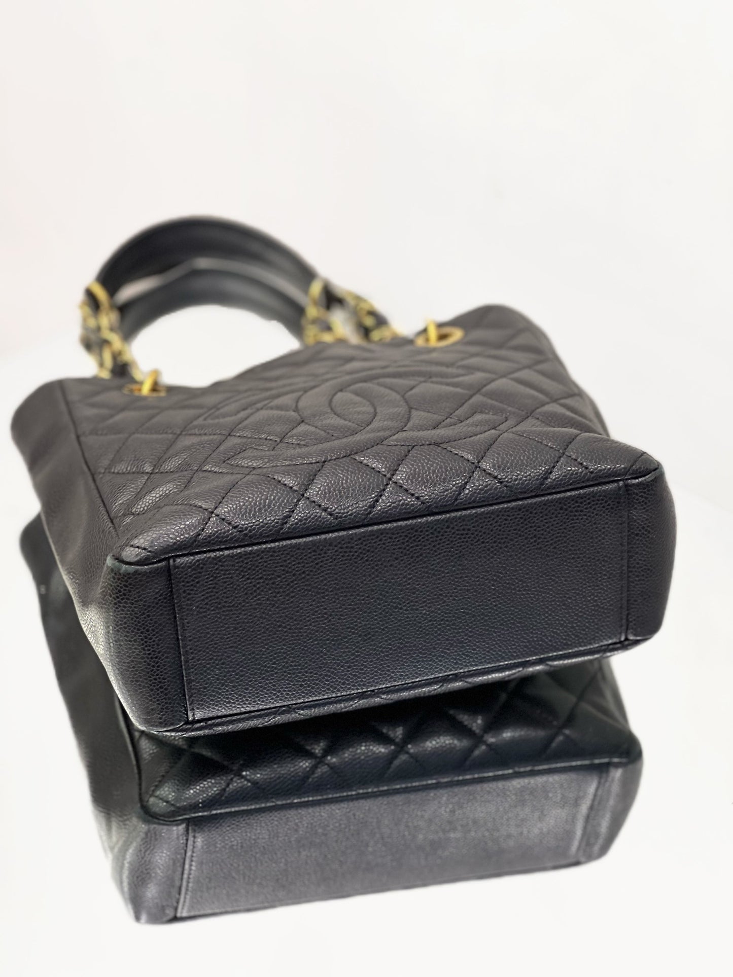 Chanel - PST Small (Petit Shopping Tote) - Caviar leather - Black - (Small)