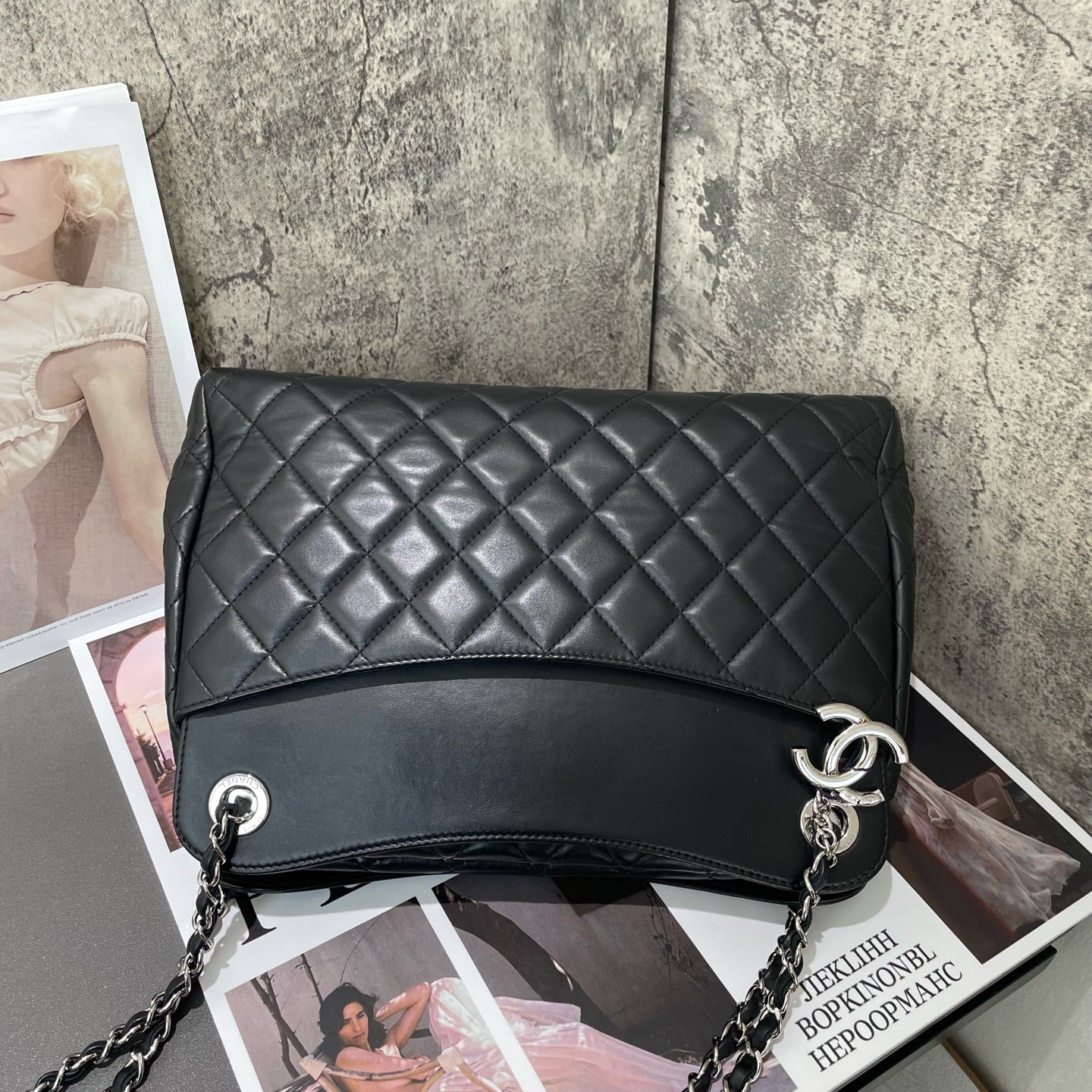 Chanel - Large Shopping Tote - Lambskin leather - Black - (Large)