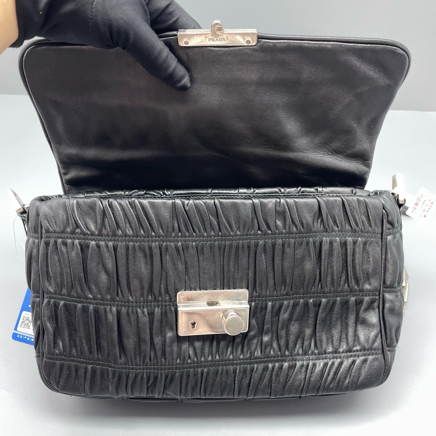 Prada - Gaufre Chain Shoulder Bag - Leather - Black - (small)
